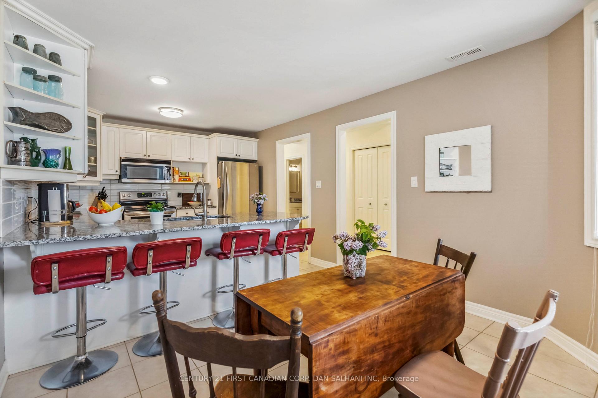 Photo 13 of Unit 6, 375 Edith Cavell Boulevard, Central Elgin, Rural Central Elgin — HOMEH