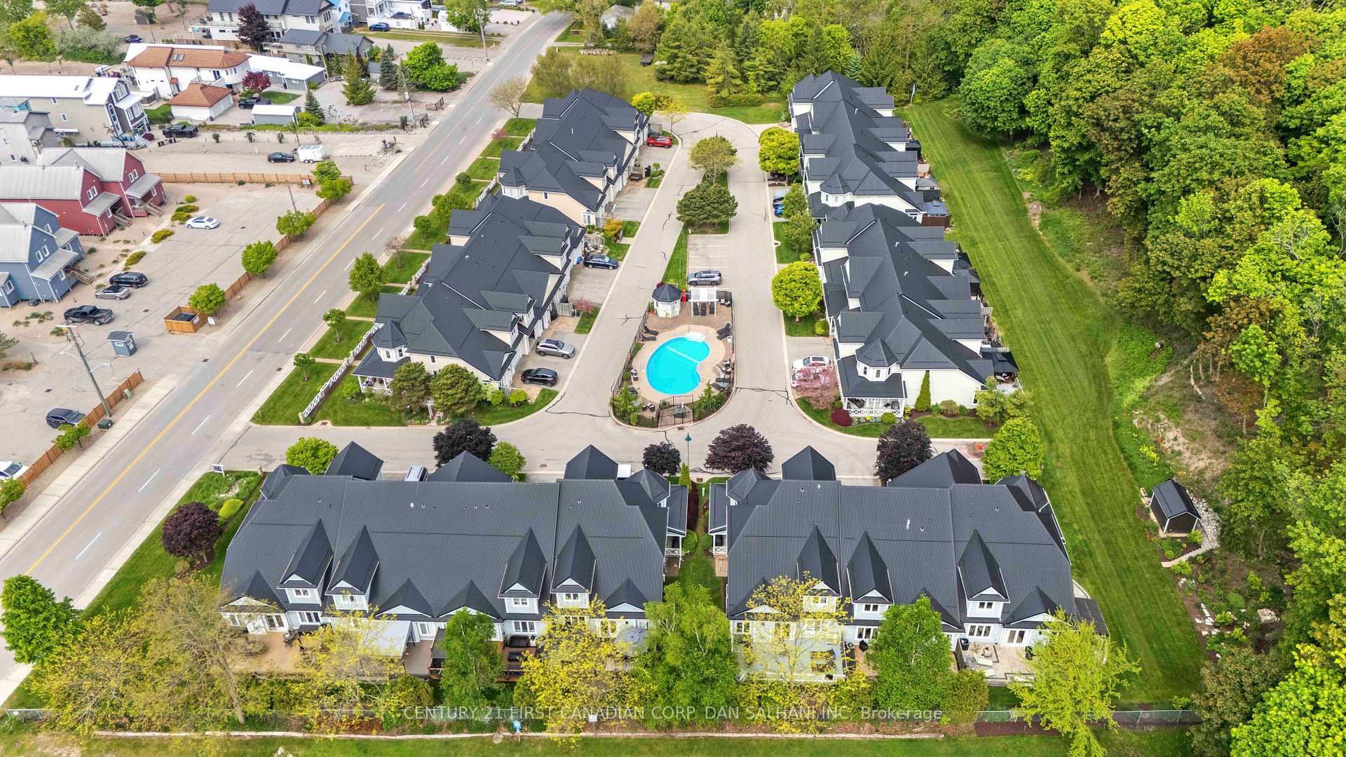 Photo 47 of Unit 6, 375 Edith Cavell Boulevard, Central Elgin, Rural Central Elgin — HOMEH