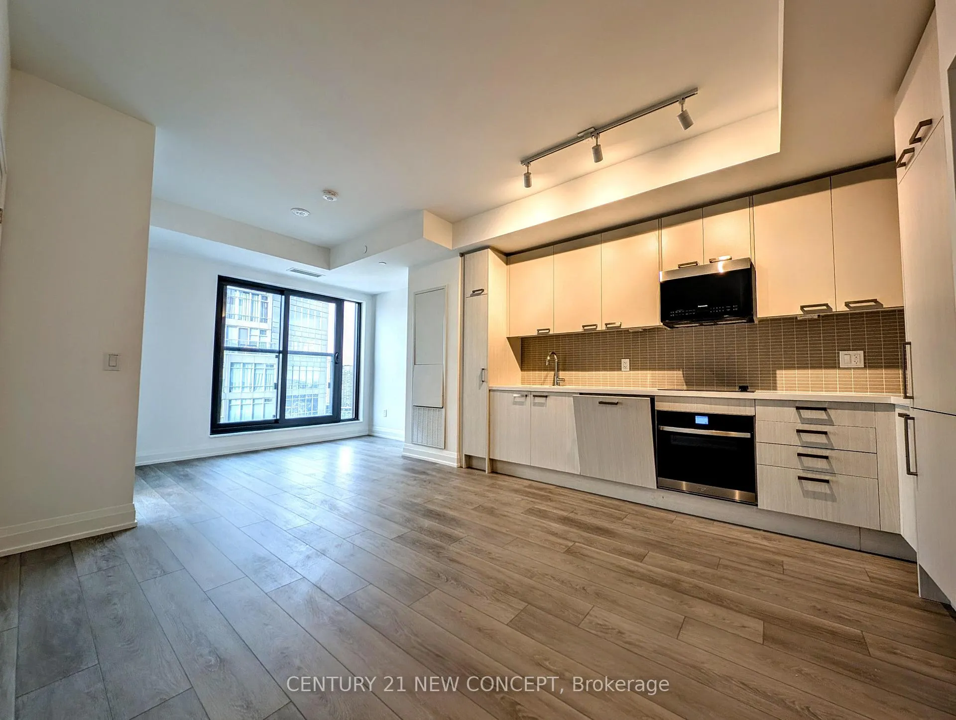 Photo 10 of Unit 3209, 20 Soudan Avenue, Toronto, Mount Pleasant West — HOMEH
