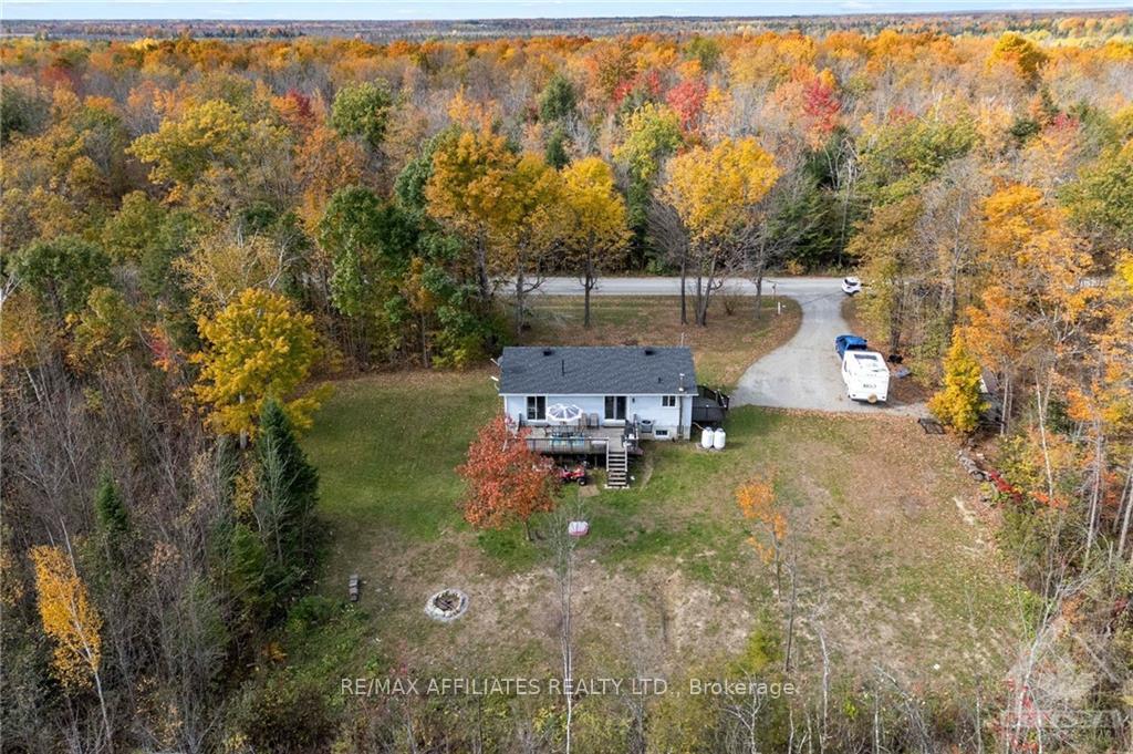 Photo 18 of 690 Gillies Corners Side Road, Beckwith, Beckwith Twp — HOMEH