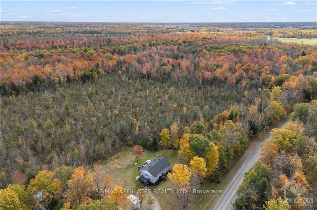 Photo 16 of 690 Gillies Corners Side Road, Beckwith, Beckwith Twp — HOMEH