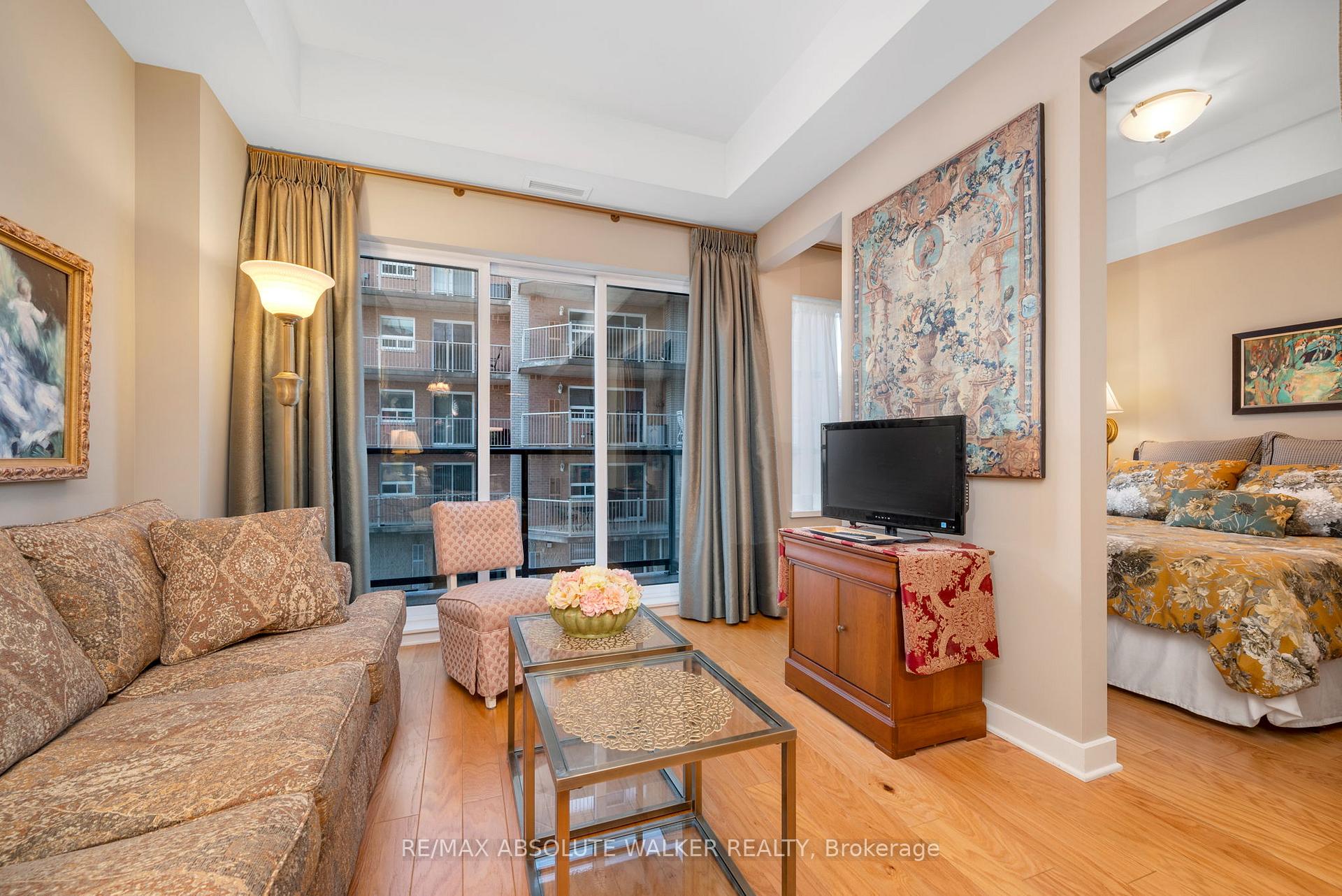 Photo 9 of Unit 202, 310 Centrum Boulevard, Ottawa, Bilberry Creek/Queenswood Heights — HOMEH