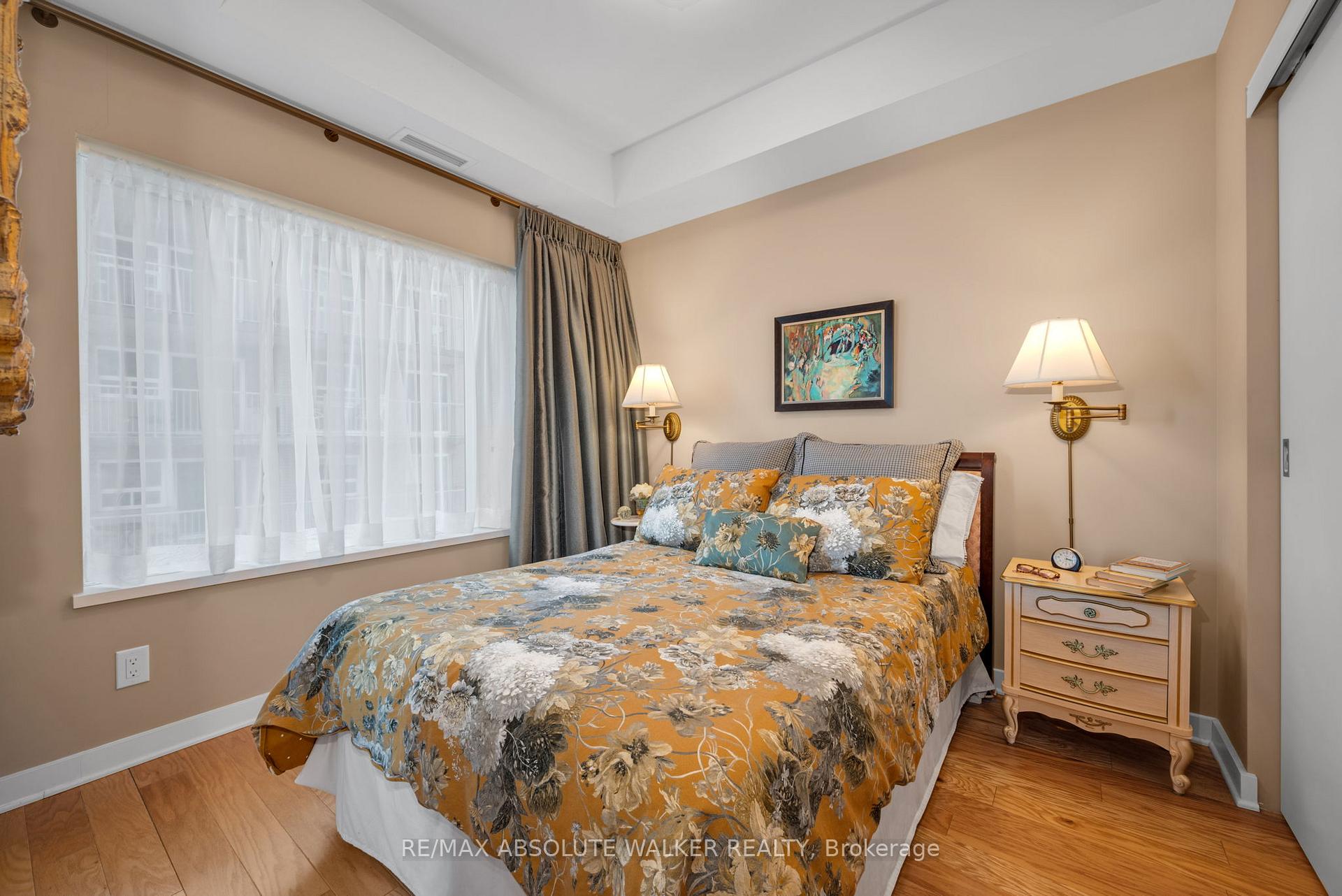 Photo 15 of Unit 202, 310 Centrum Boulevard, Ottawa, Bilberry Creek/Queenswood Heights — HOMEH