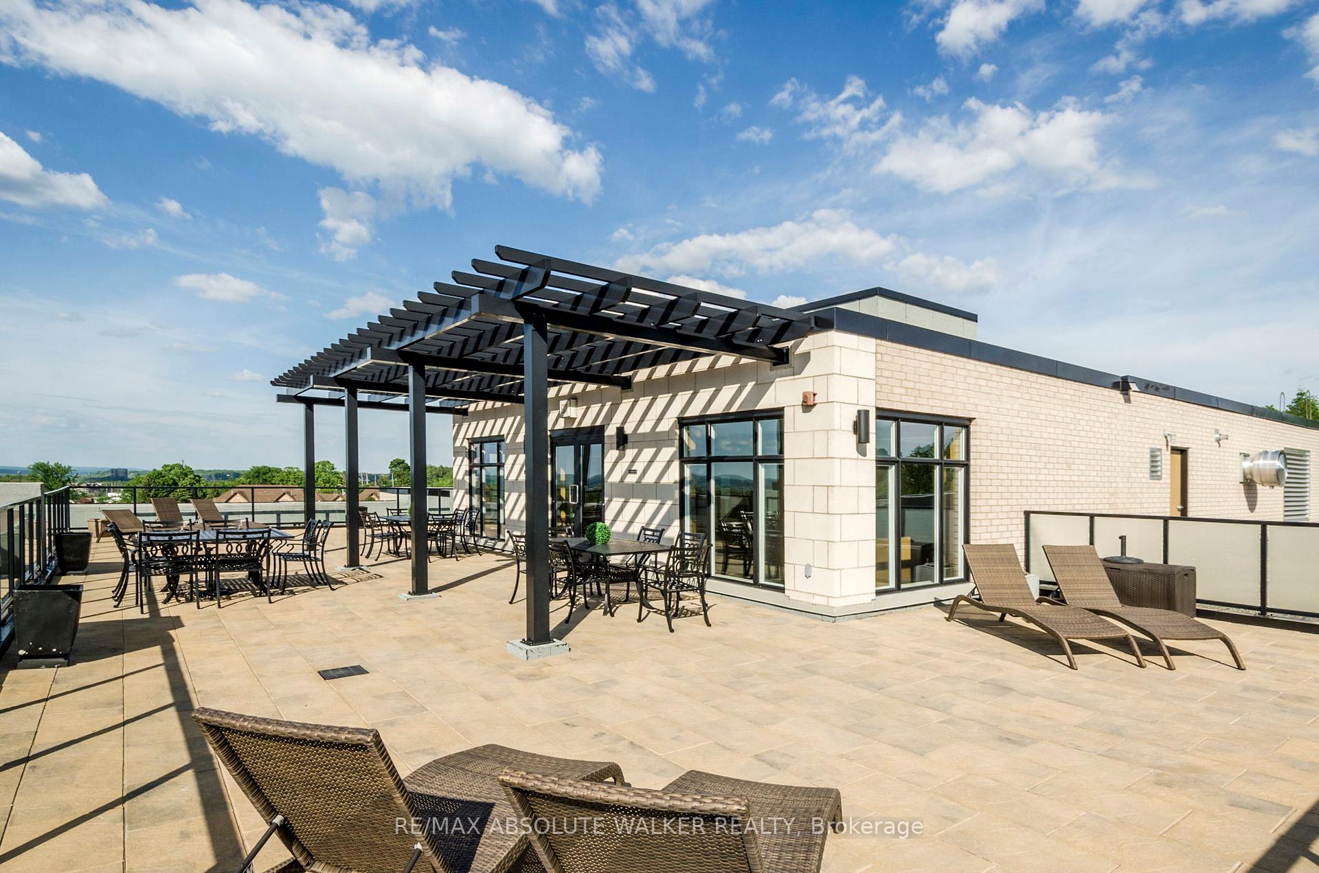 Photo 31 of Unit 202, 310 Centrum Boulevard, Ottawa, Bilberry Creek/Queenswood Heights — HOMEH