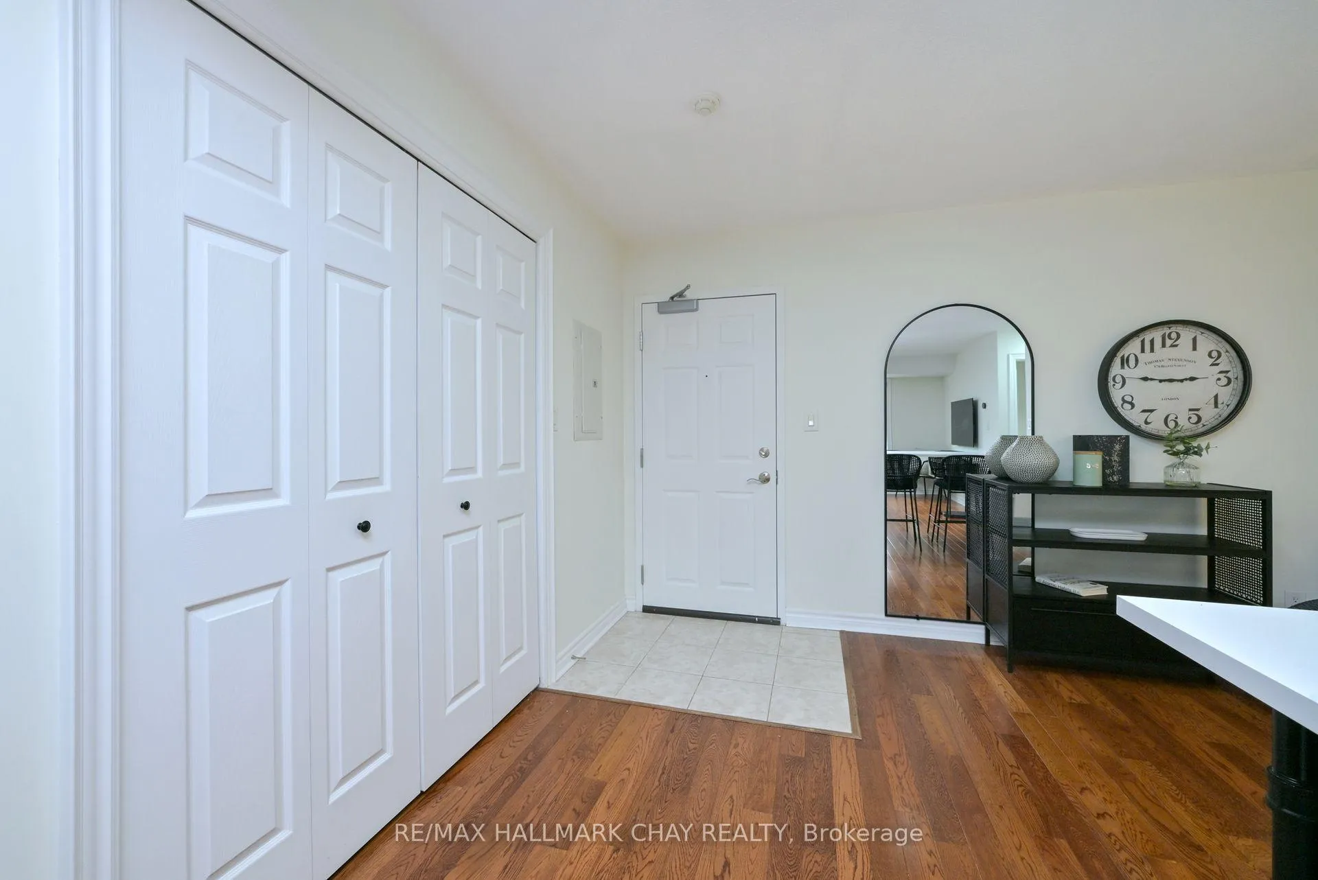 Photo 3 of Unit 308, 500 Mapleview Drive, Barrie, Holly — HOMEH