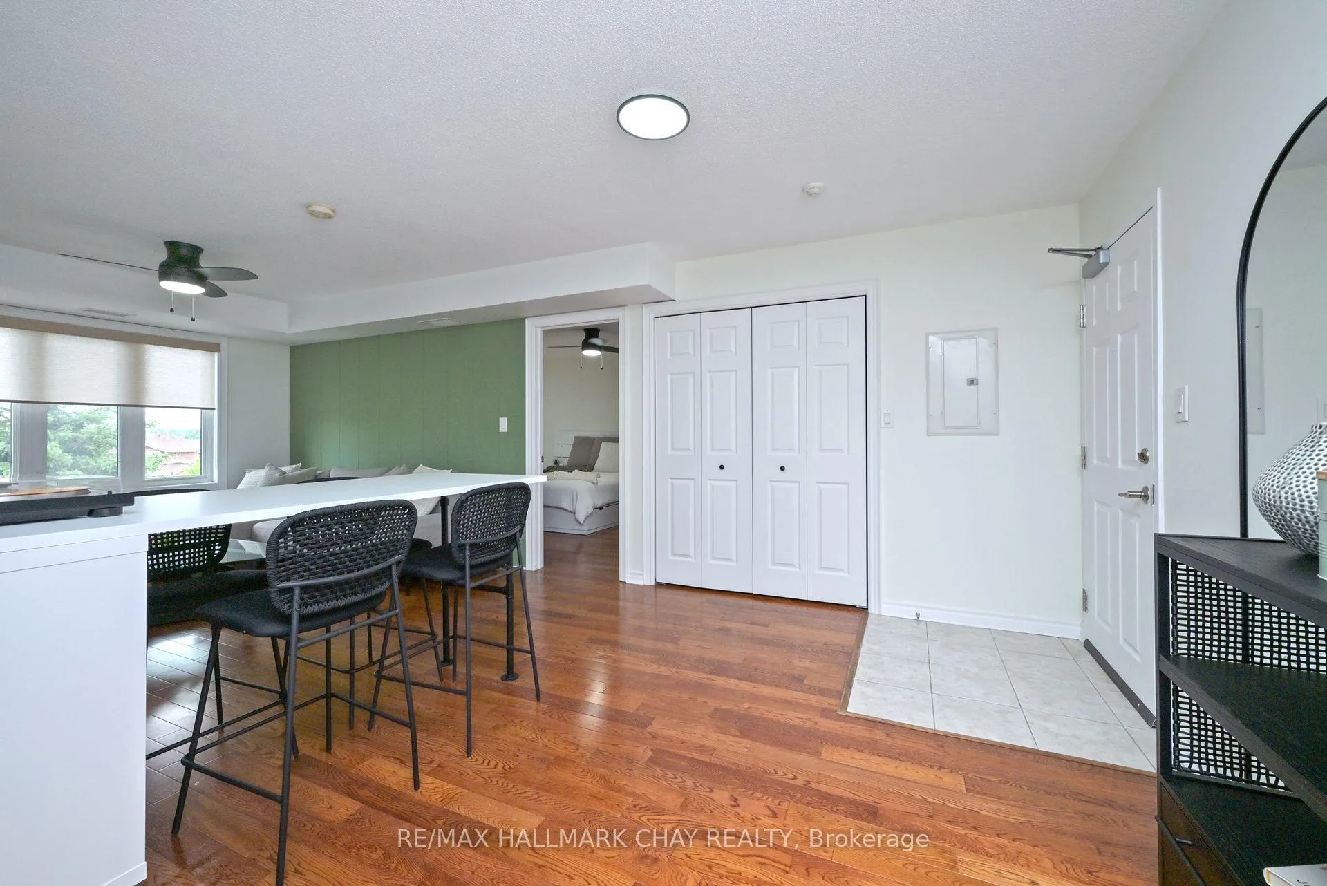 Photo 7 of Unit 308, 500 Mapleview Drive, Barrie, Holly — HOMEH