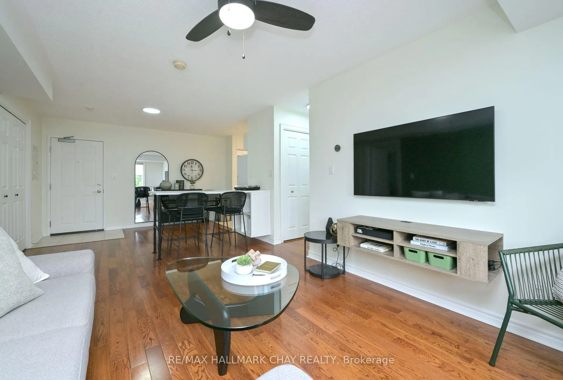 Photo 13 of Unit 308, 500 Mapleview Drive, Barrie, Holly — HOMEH