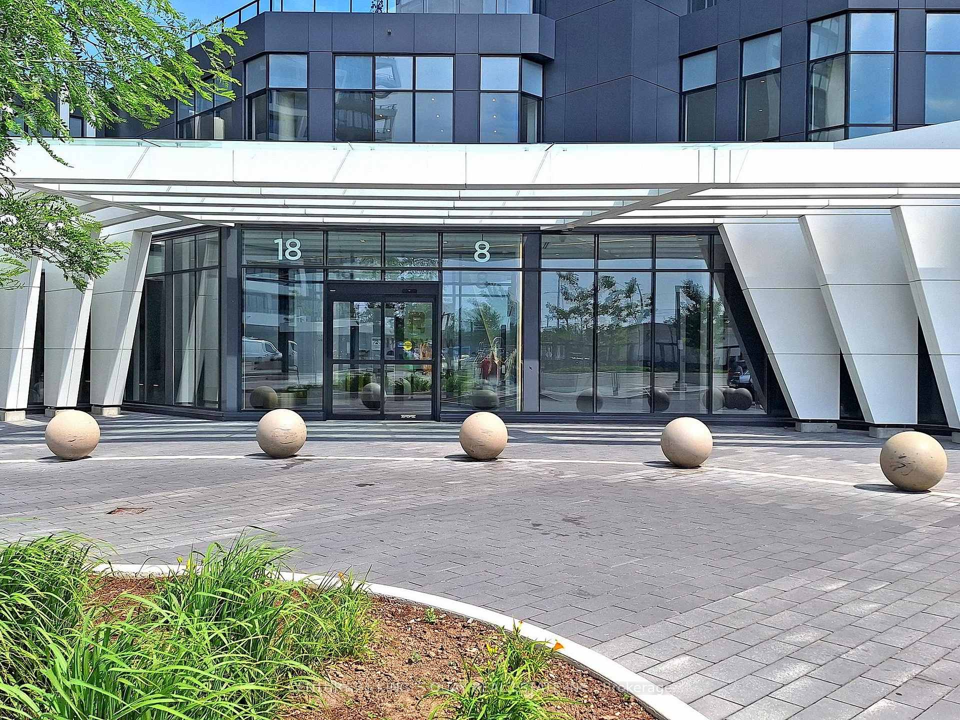 Photo 2 of Unit 2008, 8 Water Walk Drive, Markham, Unionville — HOMEH