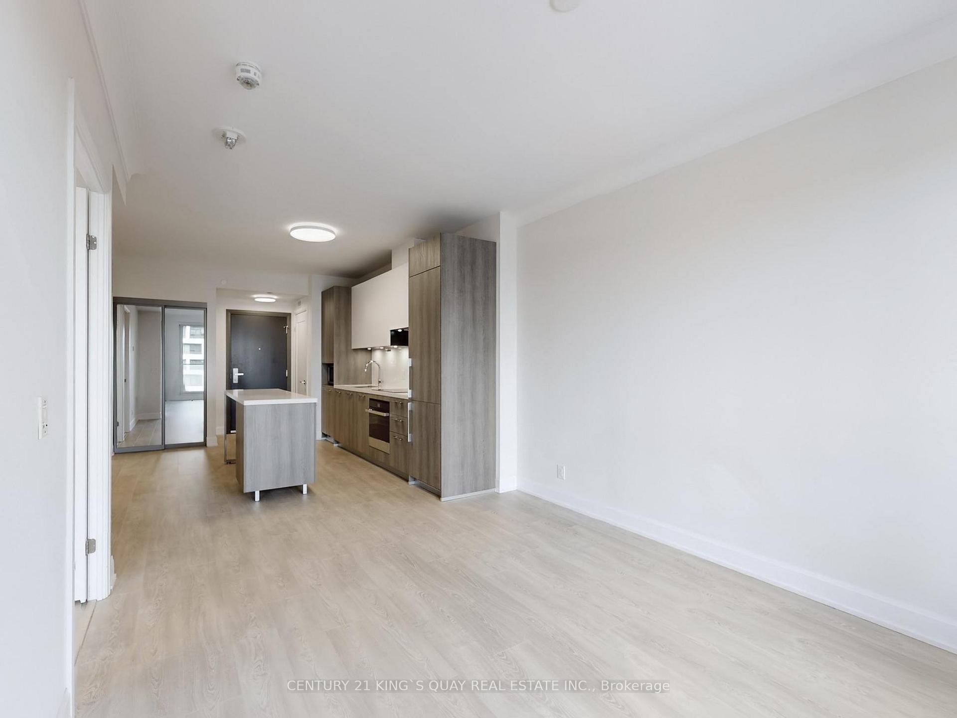 Photo 10 of Unit 2008, 8 Water Walk Drive, Markham, Unionville — HOMEH