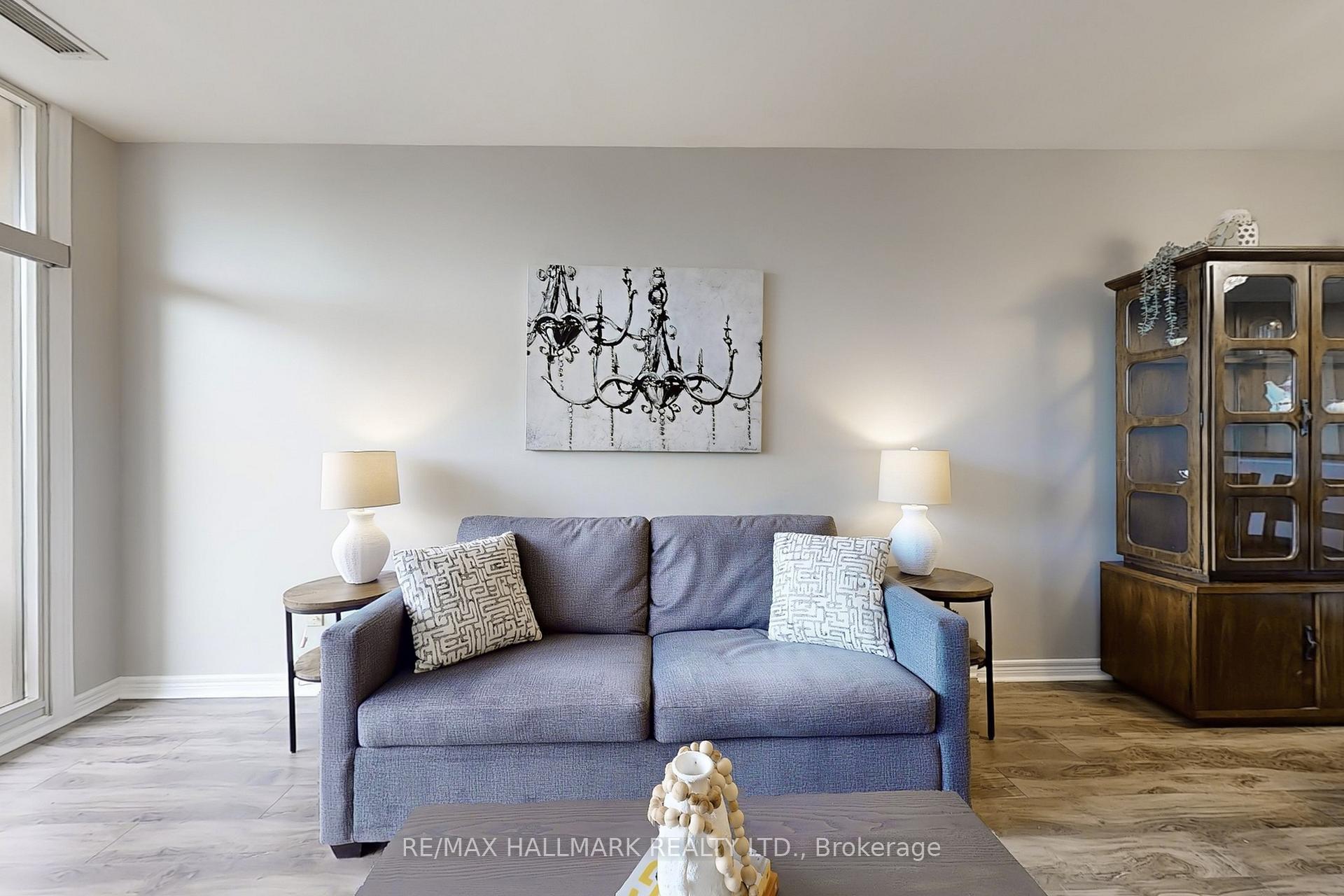 Photo 7 of Unit 219, 1 Leaside Park Drive, Toronto, Thorncliffe Park — HOMEH