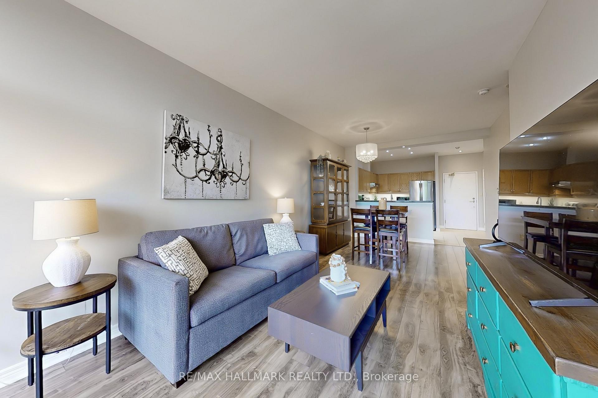 Photo 8 of Unit 219, 1 Leaside Park Drive, Toronto, Thorncliffe Park — HOMEH