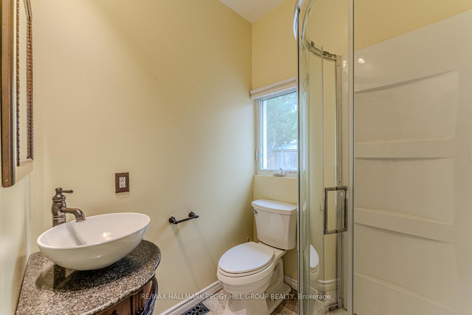 Photo 11 of 14 Cumberland Street, Barrie, Allandale Centre — HOMEH