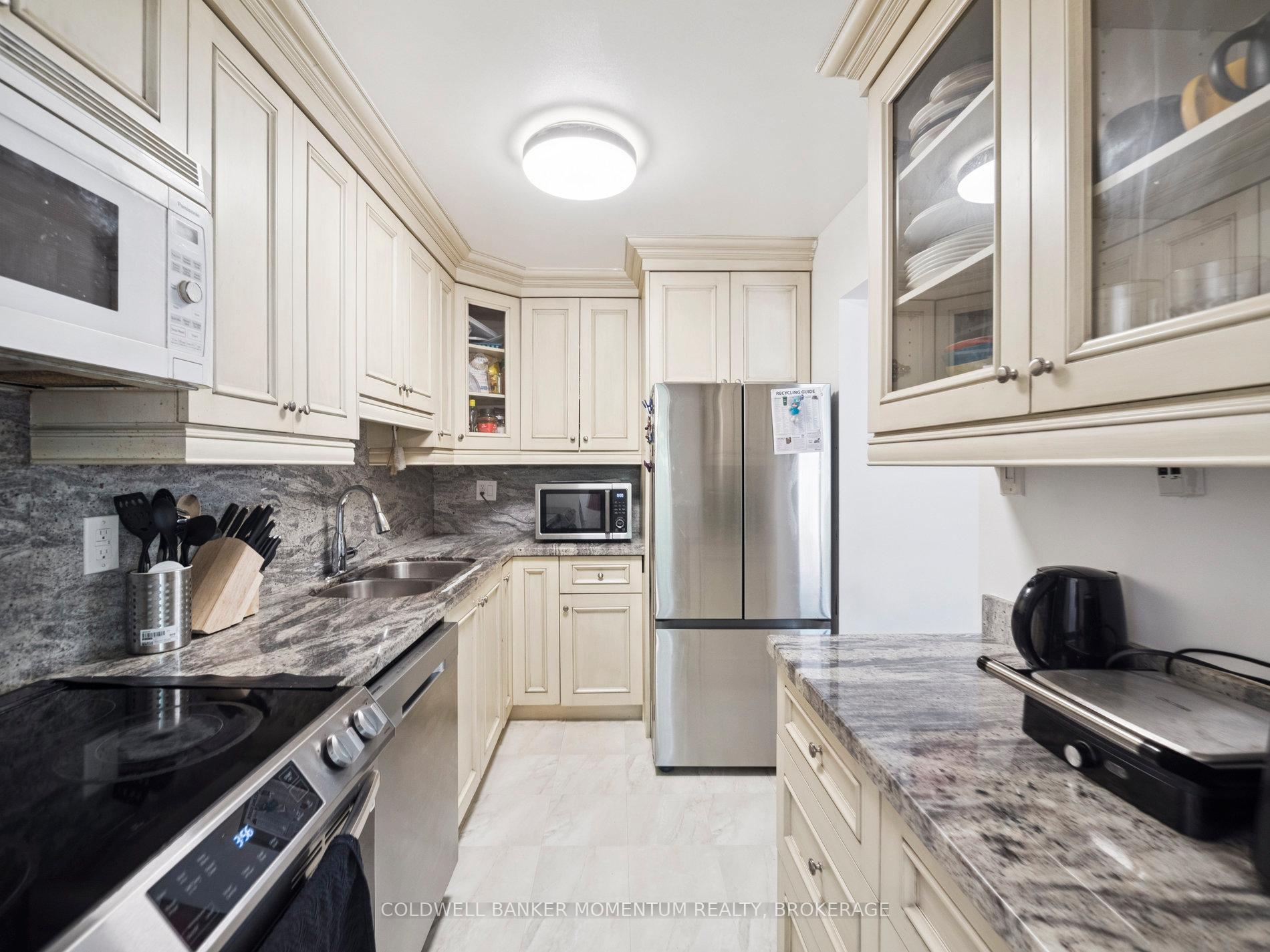Photo 12 of 2 Bowman Way, Markham, Aileen-Willowbrook — HOMEH