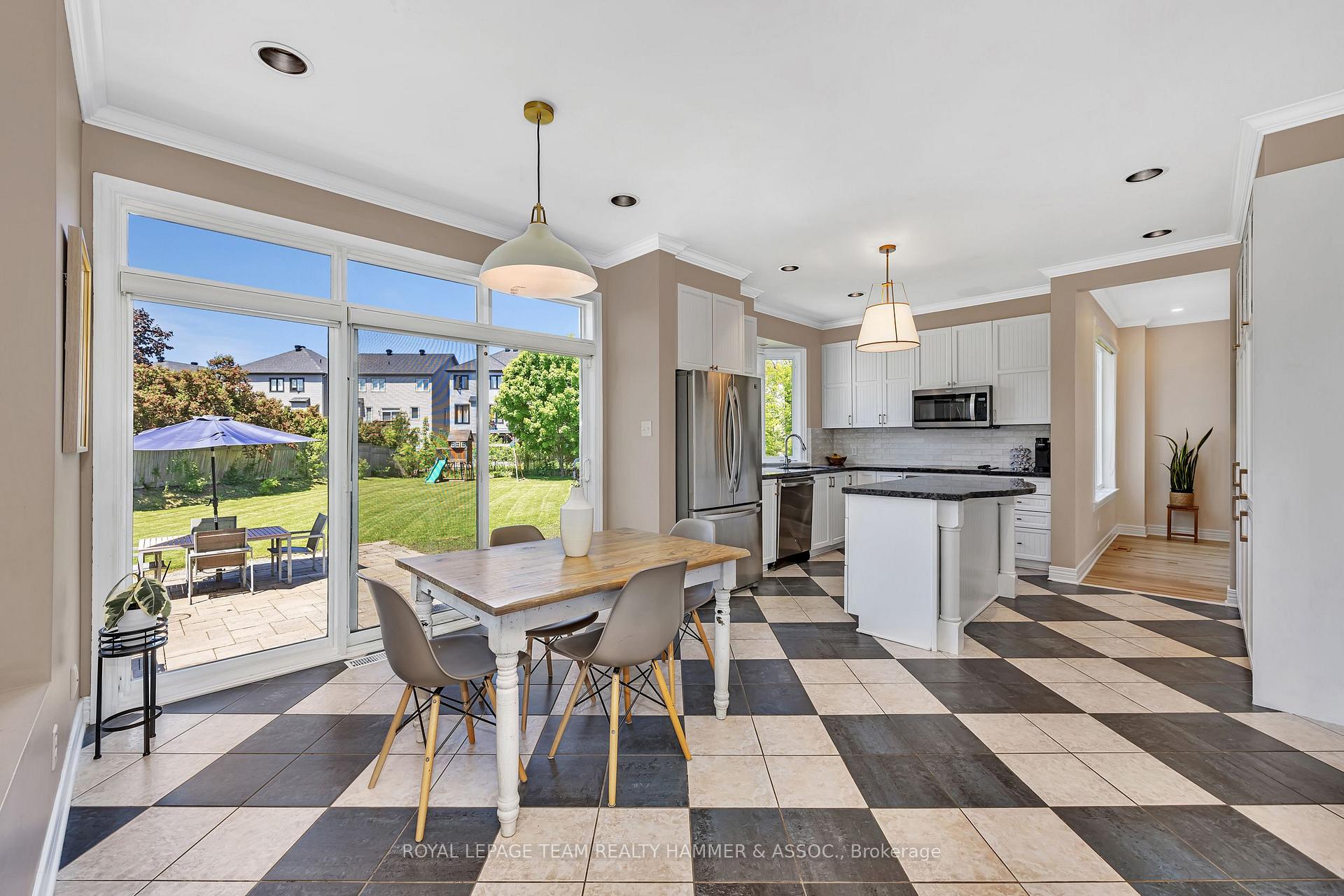 Photo 9 of 24 Tierney Drive, Ottawa, Barrhaven - Longfields — HOMEH