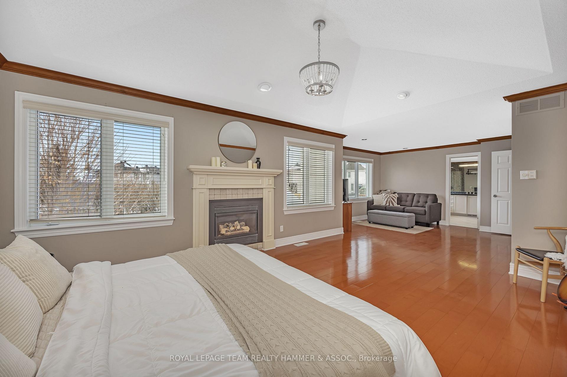 Photo 12 of 24 Tierney Drive, Ottawa, Barrhaven - Longfields — HOMEH