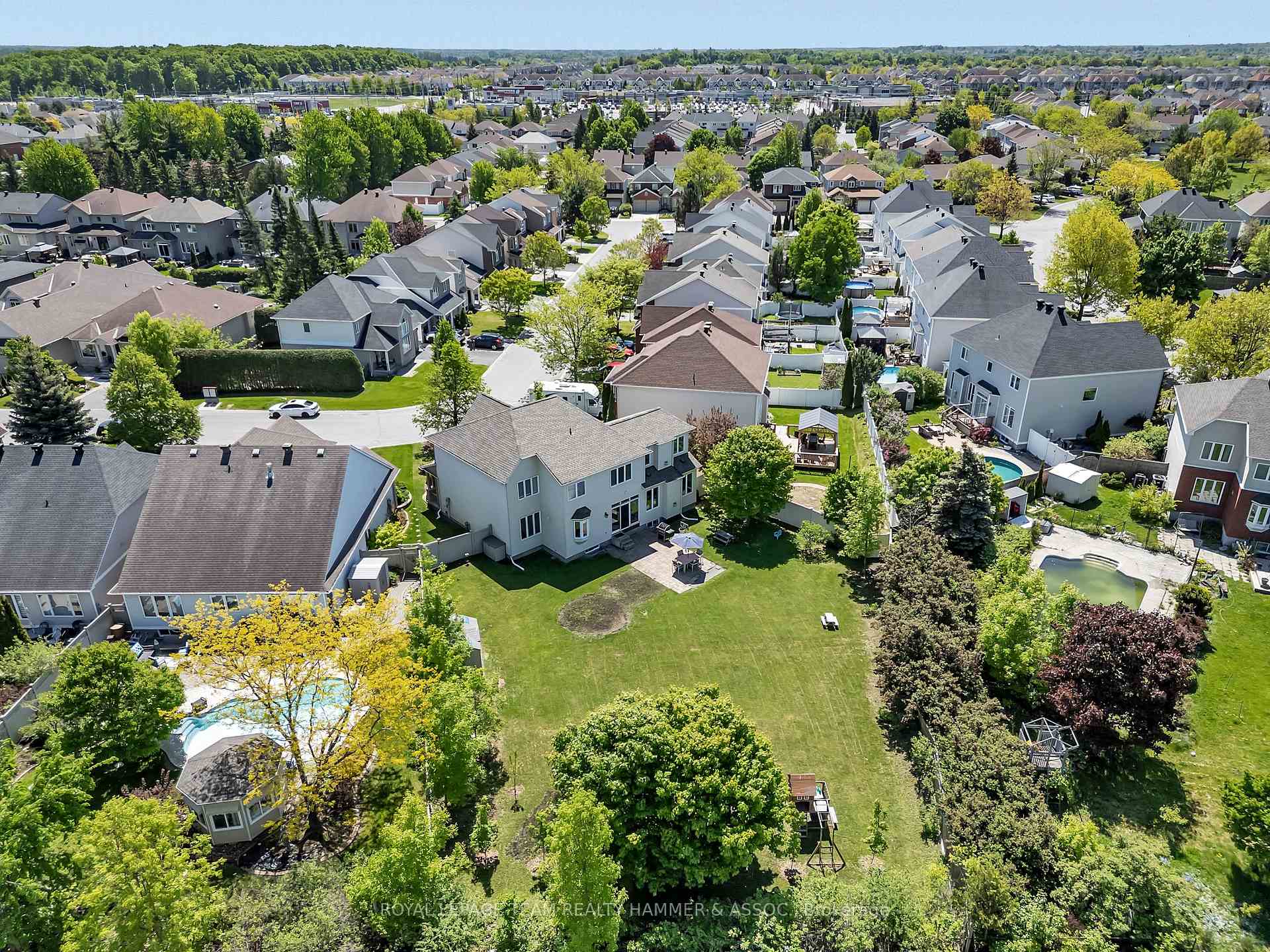 Photo 22 of 24 Tierney Drive, Ottawa, Barrhaven - Longfields — HOMEH