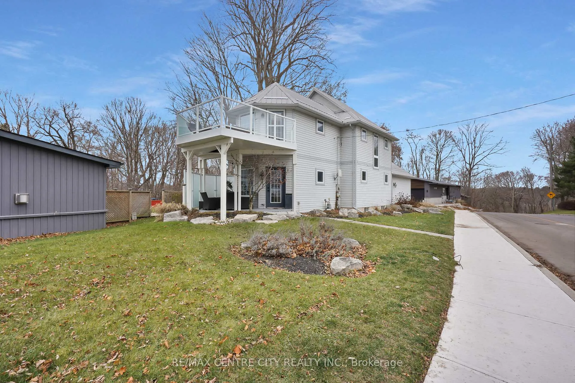 Photo 47 of 379 Front Street, Central Elgin, Rural Central Elgin — HOMEH