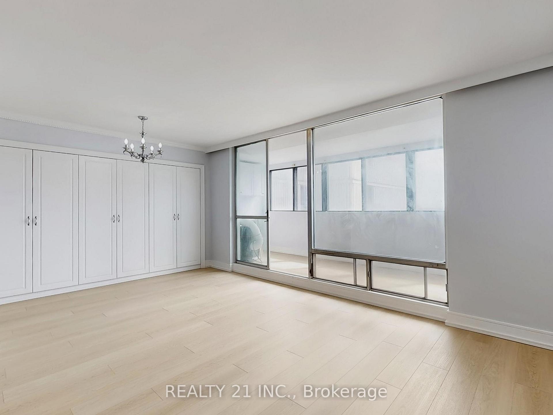 Photo 13 of Unit 2511, 5 Massey Square, Toronto, Crescent Town — HOMEH