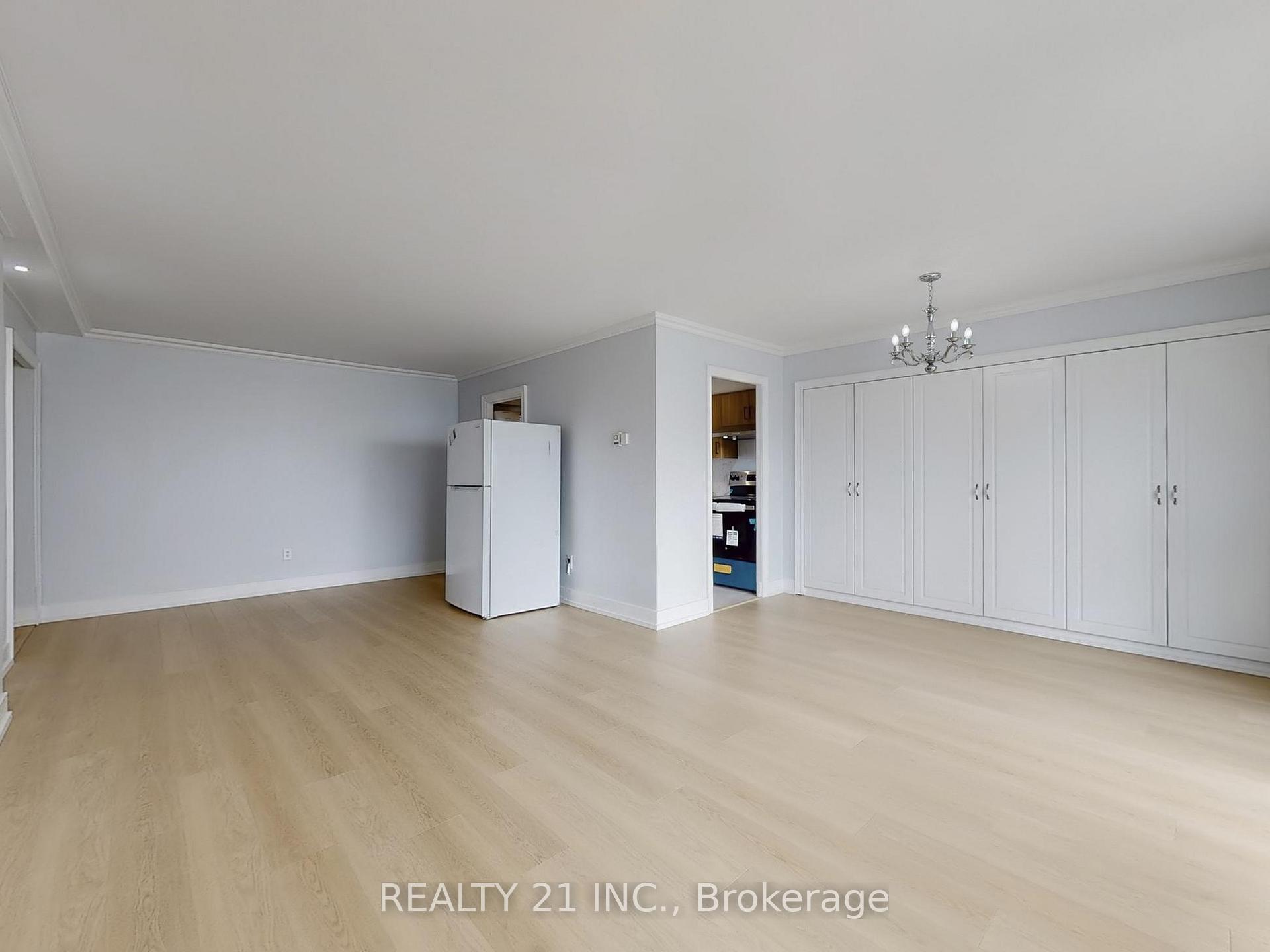 Photo 14 of Unit 2511, 5 Massey Square, Toronto, Crescent Town — HOMEH