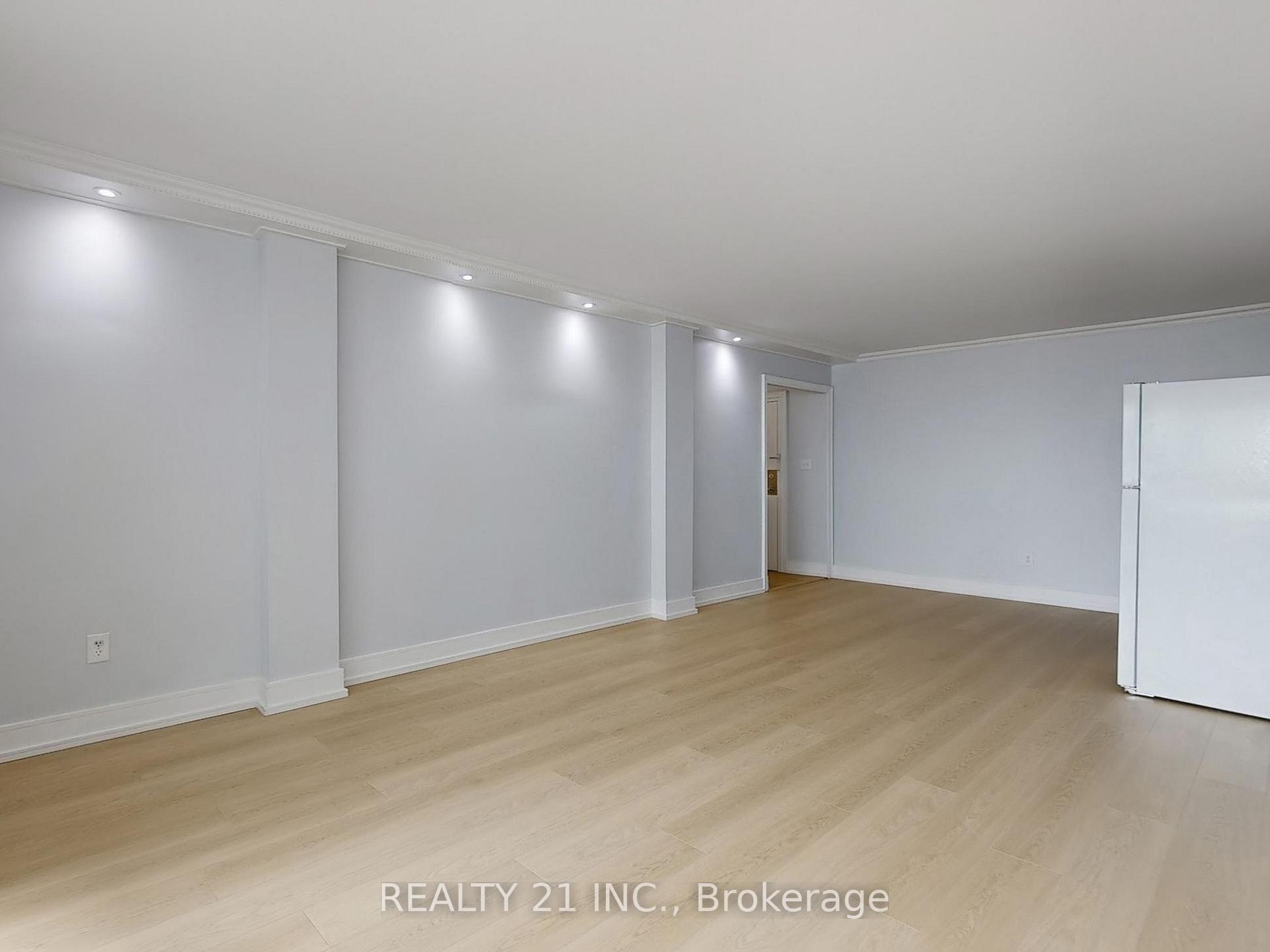 Photo 16 of Unit 2511, 5 Massey Square, Toronto, Crescent Town — HOMEH