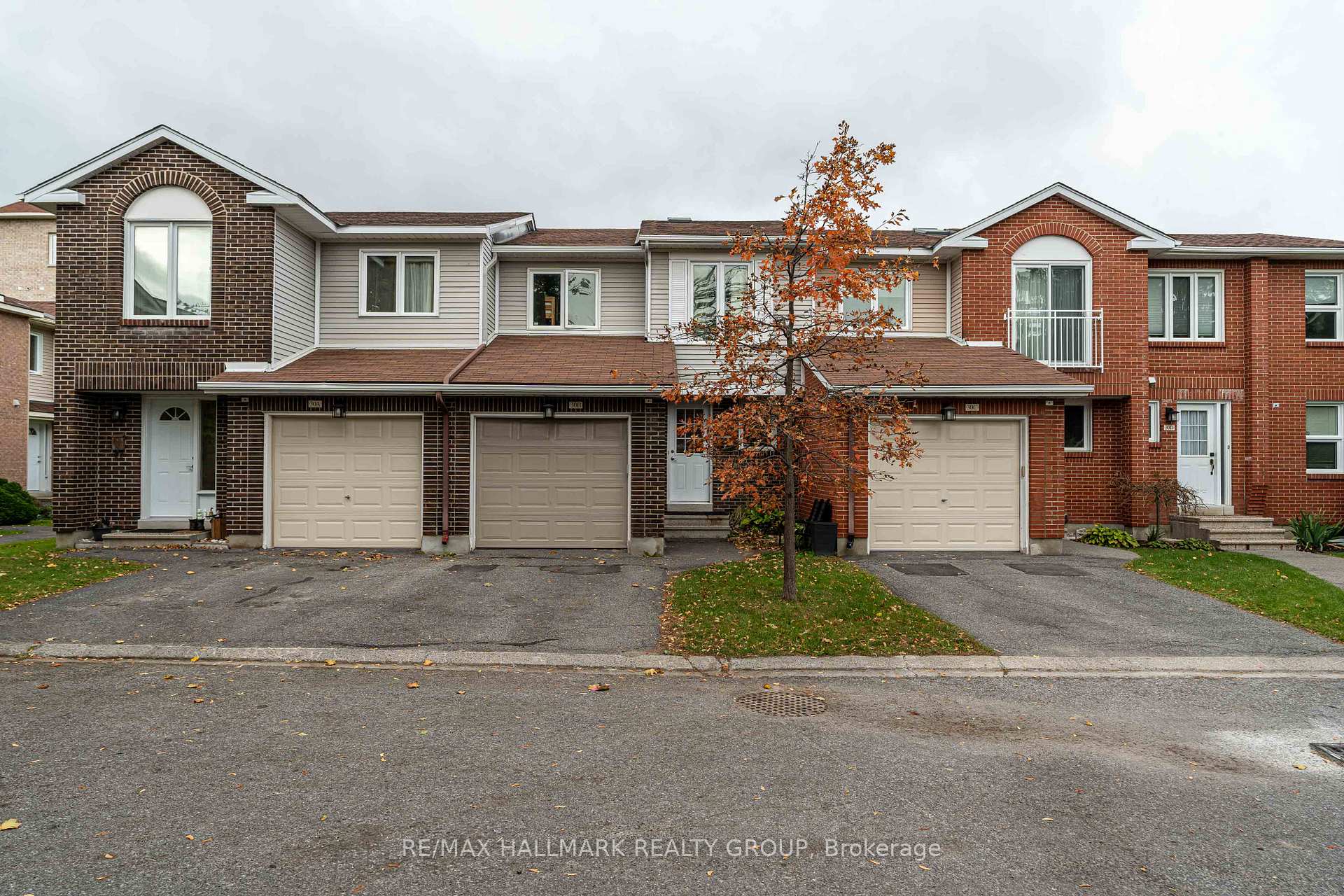 Photo 1 of 30B Castlebrook Lane, Ottawa, Centrepointe — HOMEH