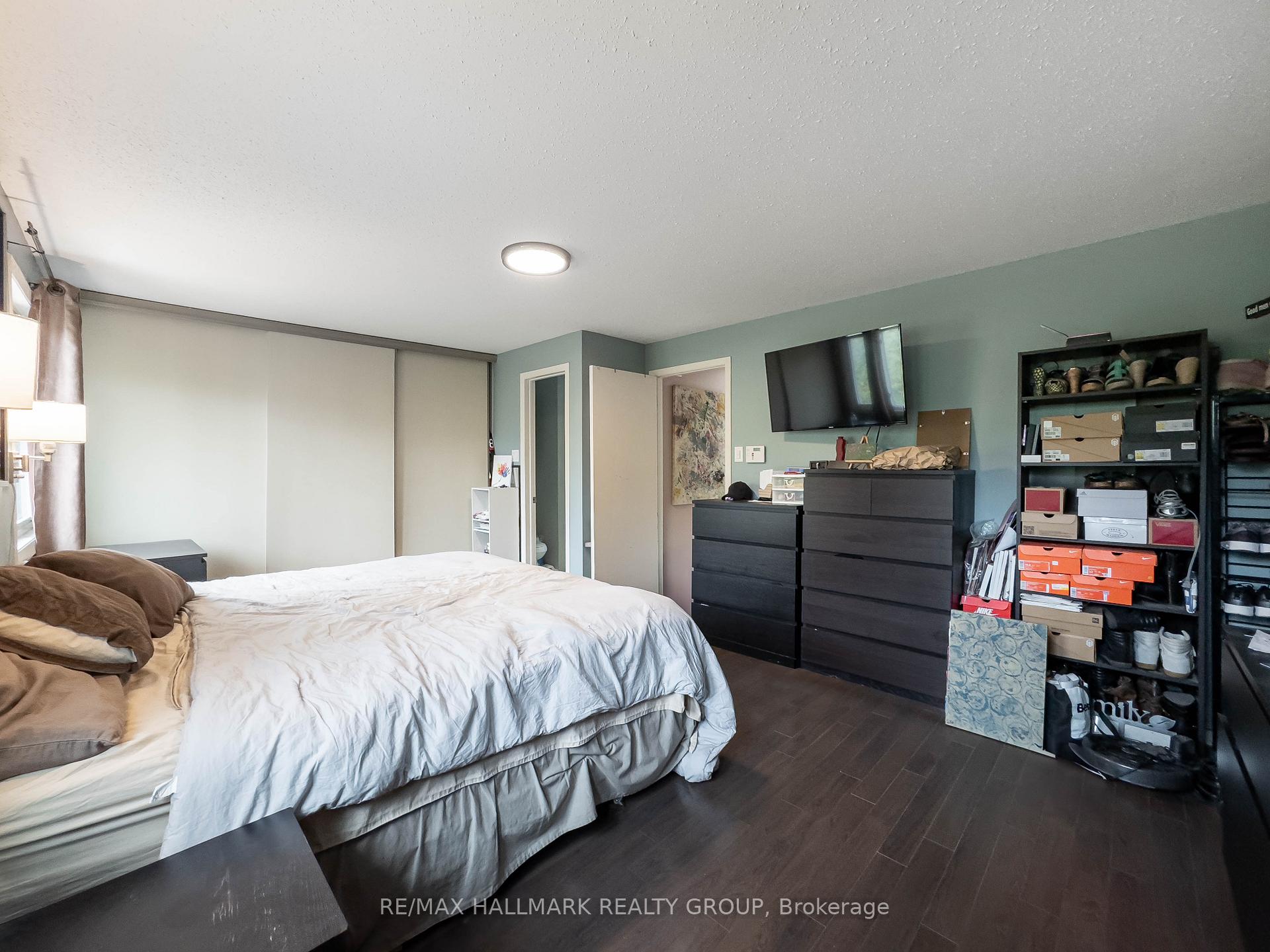 Photo 23 of 30B Castlebrook Lane, Ottawa, Centrepointe — HOMEH