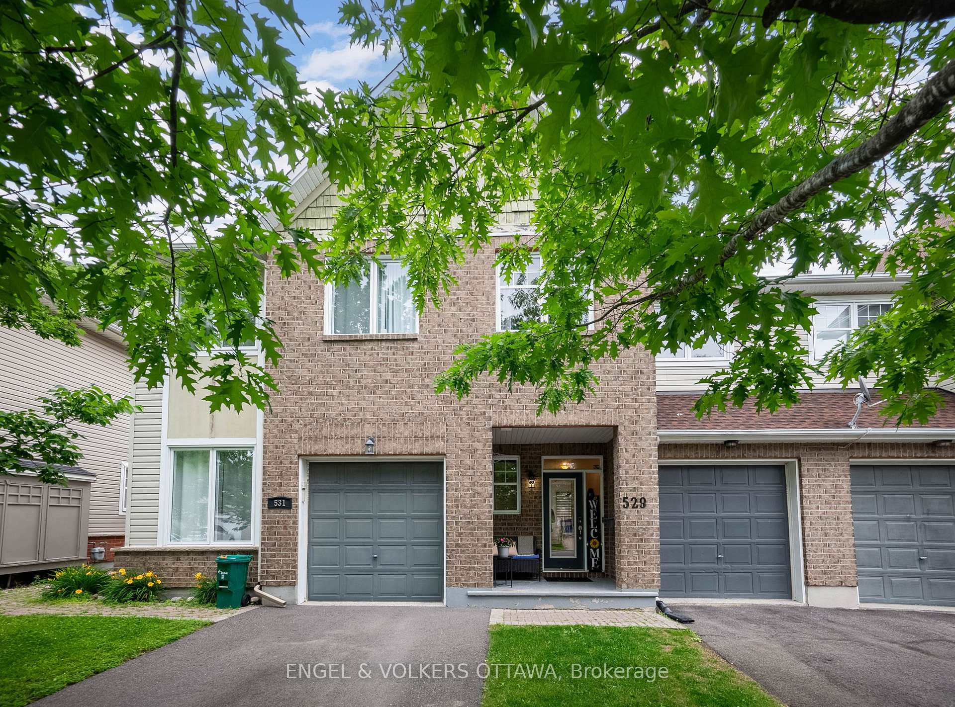 Photo 1 of 529 Devonwood Circle, Ottawa, Blossom Park/Kemp Park/Findlay Creek — HOMEH
