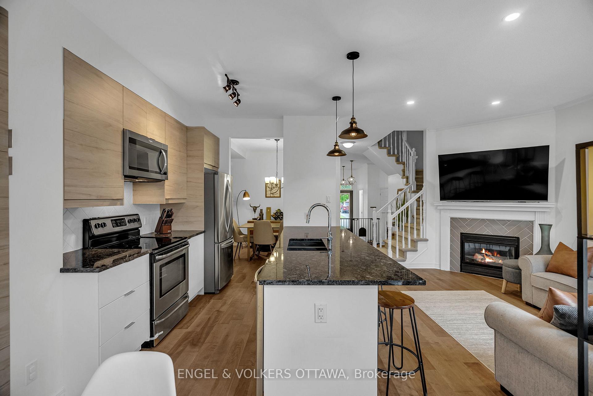 Photo 20 of 529 Devonwood Circle, Ottawa, Blossom Park/Kemp Park/Findlay Creek — HOMEH