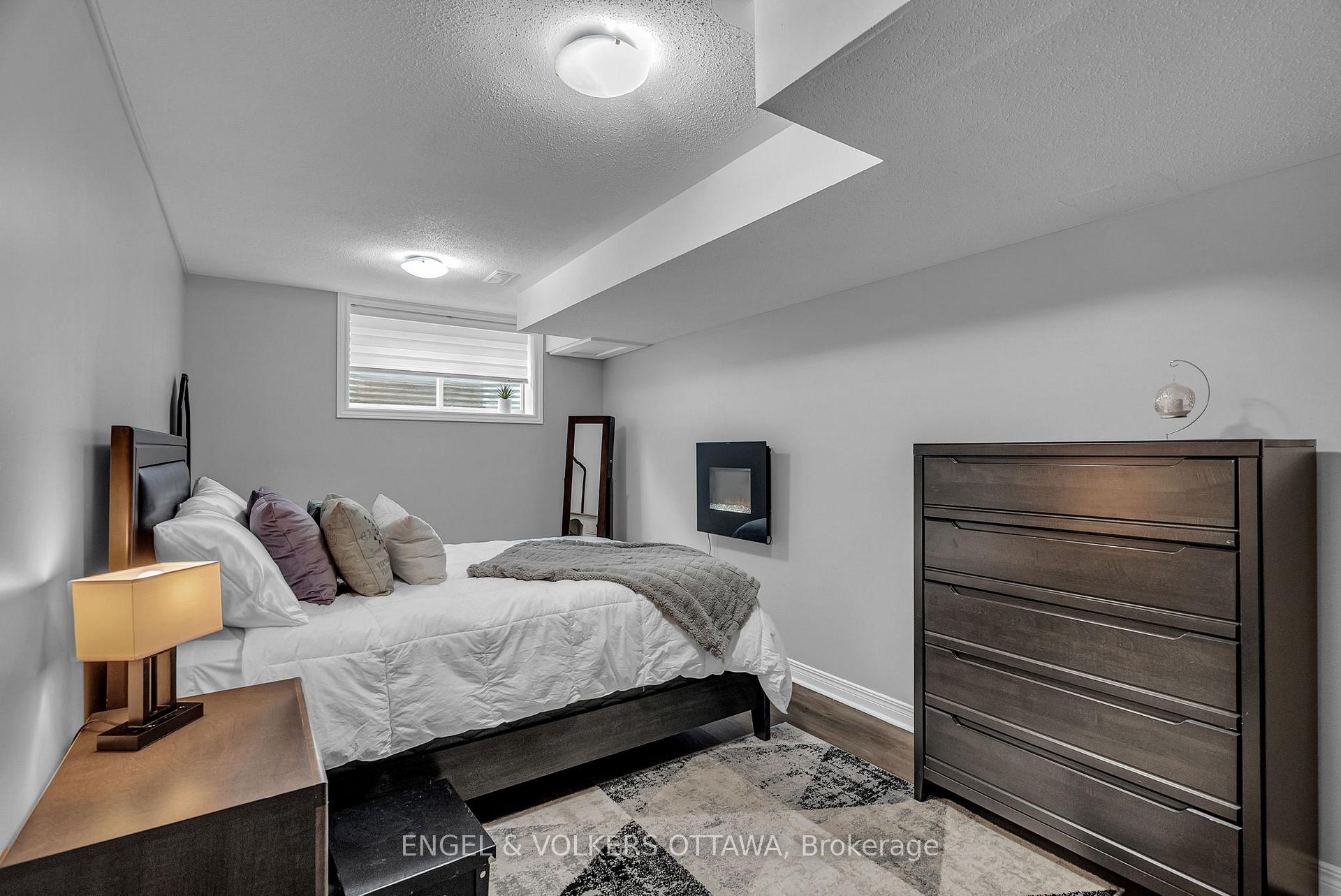 Photo 30 of 529 Devonwood Circle, Ottawa, Blossom Park/Kemp Park/Findlay Creek — HOMEH