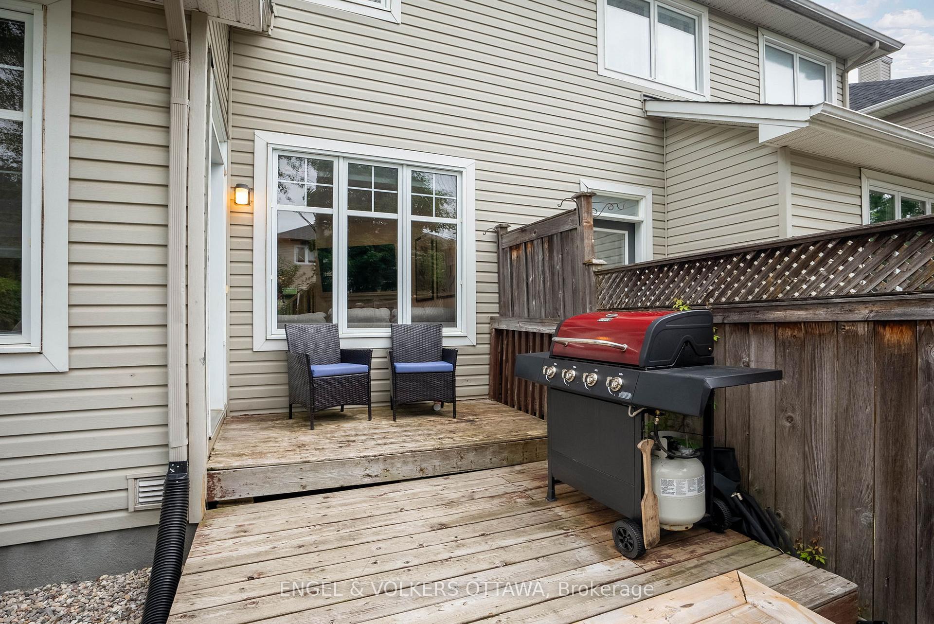 Photo 37 of 529 Devonwood Circle, Ottawa, Blossom Park/Kemp Park/Findlay Creek — HOMEH