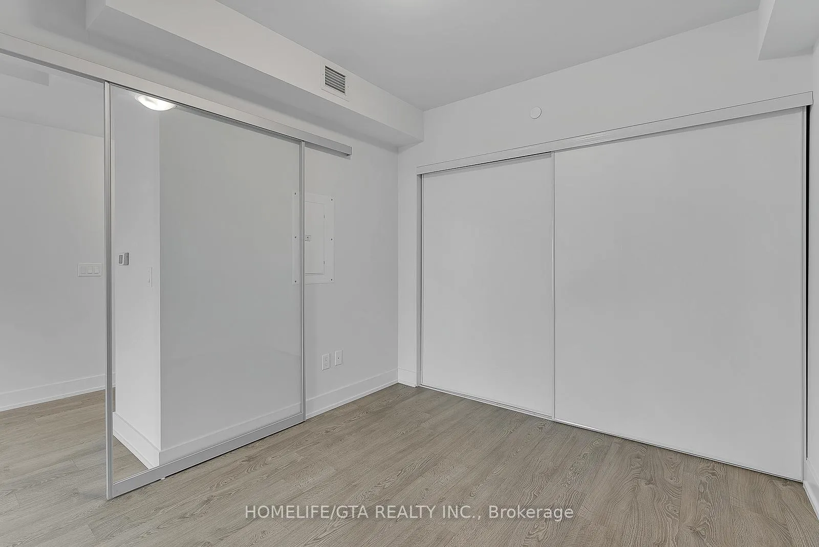 Photo 18 of Unit 1902, 2550 Simcoe Street N, Oshawa, Windfields — HOMEH
