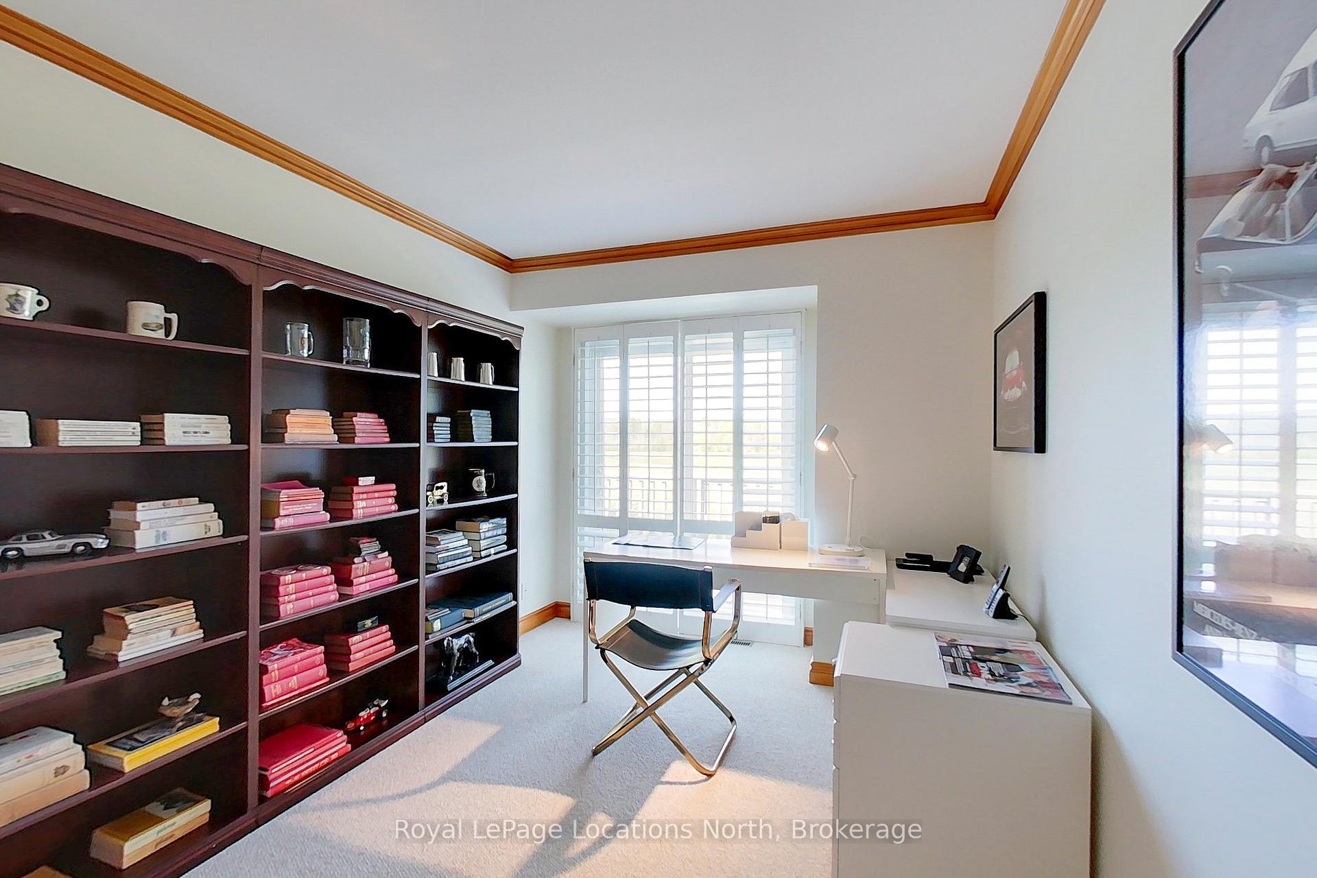 Photo 11 of 564 Oxbow Crescent, Collingwood — HOMEH