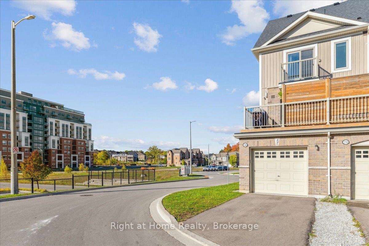 Photo 4 of 260 Law Drive, Guelph, Grange Road — HOMEH