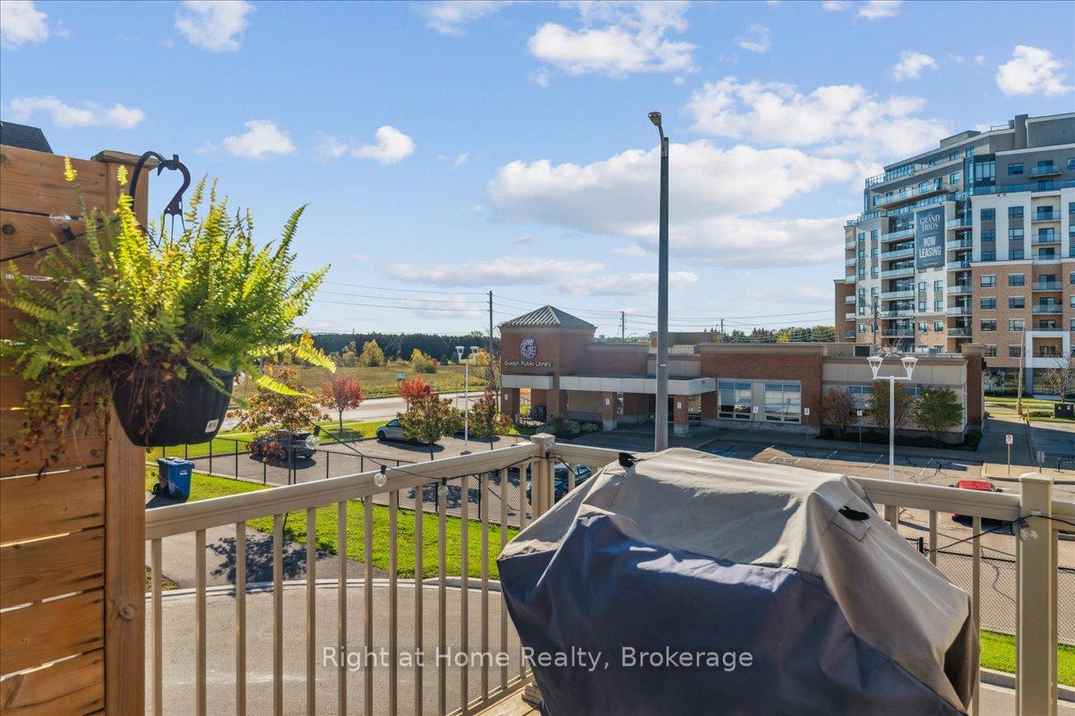 Photo 15 of 260 Law Drive, Guelph, Grange Road — HOMEH