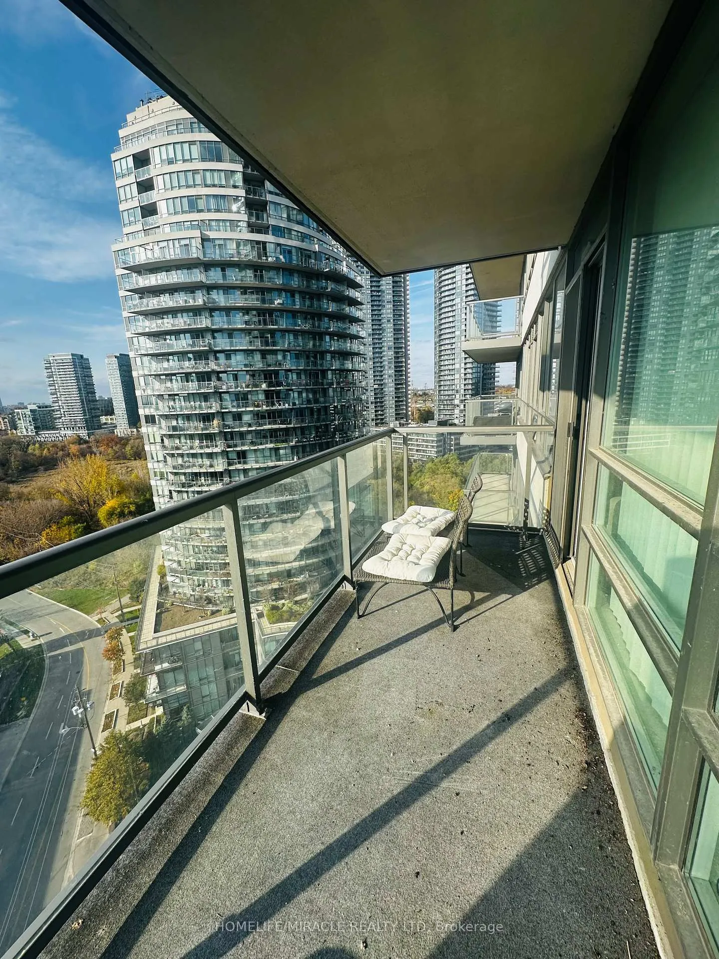 Photo 15 of Unit 1603, 2240 Lakeshore Boulevard W, Etobicoke, Mimico — HOMEH
