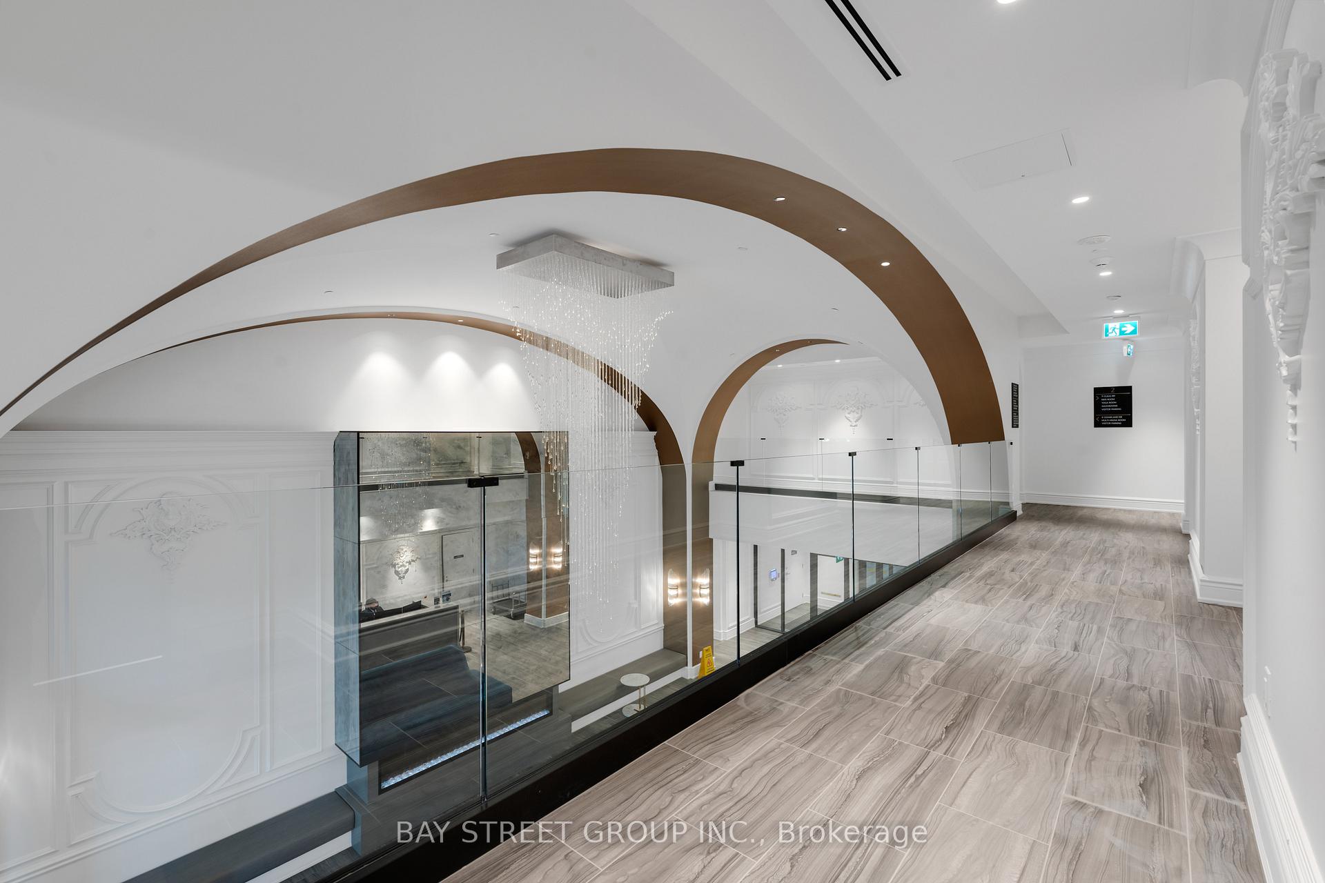 Photo 5 of Unit 323, 8 Cedarland Drive, Markham, Unionville — HOMEH