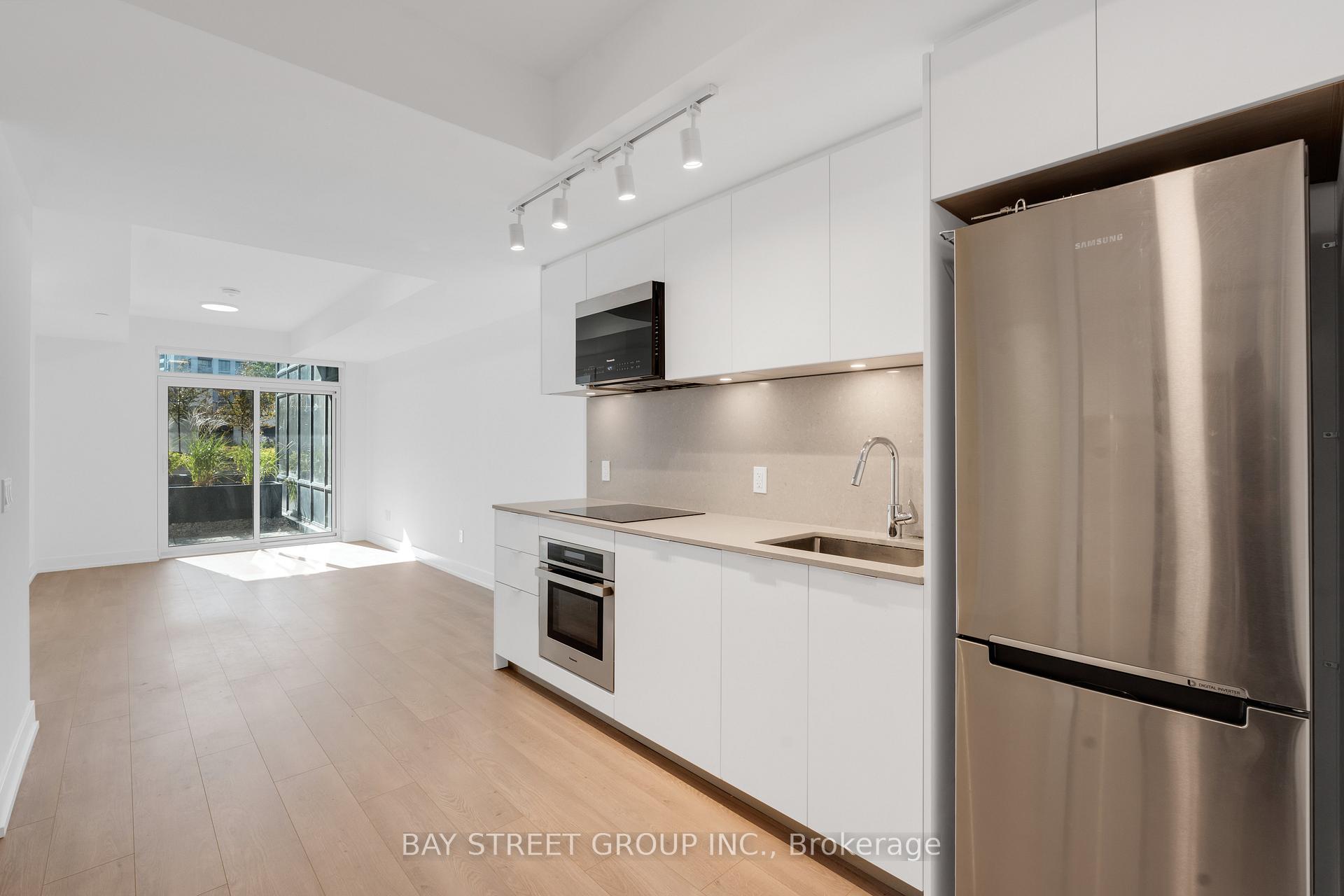 Photo 13 of Unit 323, 8 Cedarland Drive, Markham, Unionville — HOMEH