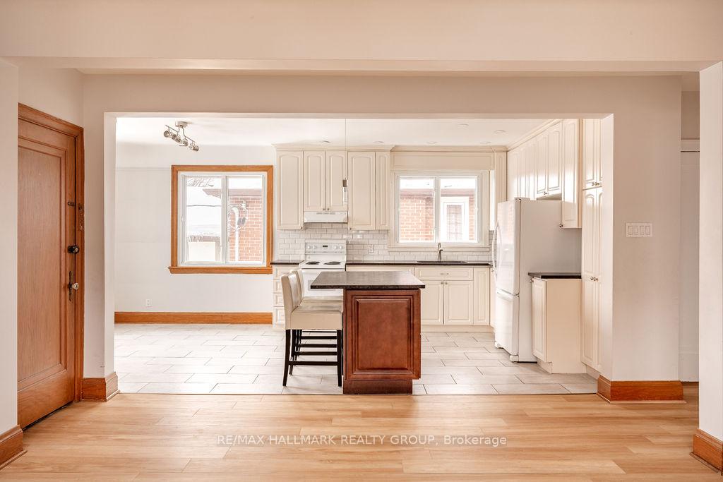 Photo 8 of Unit 2, 402 Holland Avenue, Ottawa, Civic Hospital — HOMEH