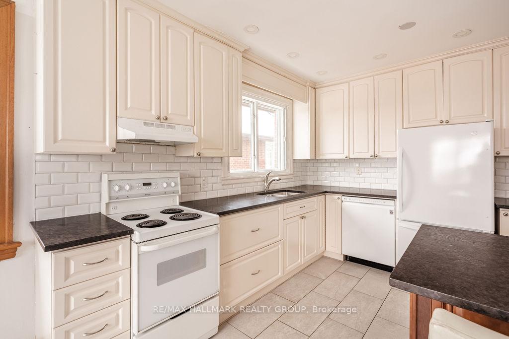 Photo 13 of Unit 2, 402 Holland Avenue, Ottawa, Civic Hospital — HOMEH