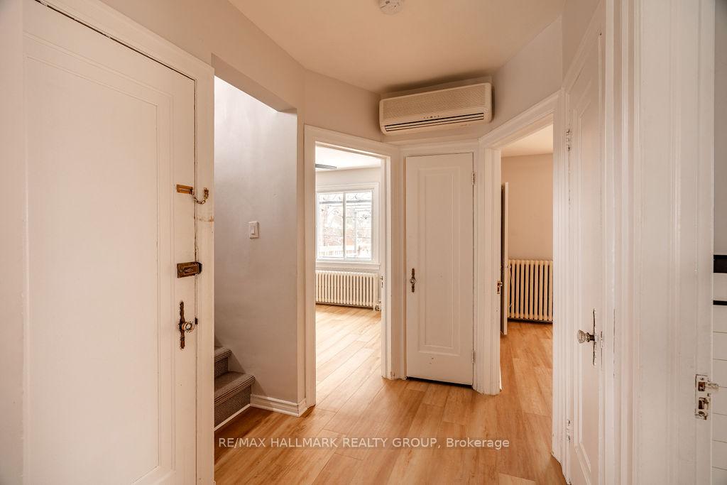 Photo 18 of Unit 2, 402 Holland Avenue, Ottawa, Civic Hospital — HOMEH