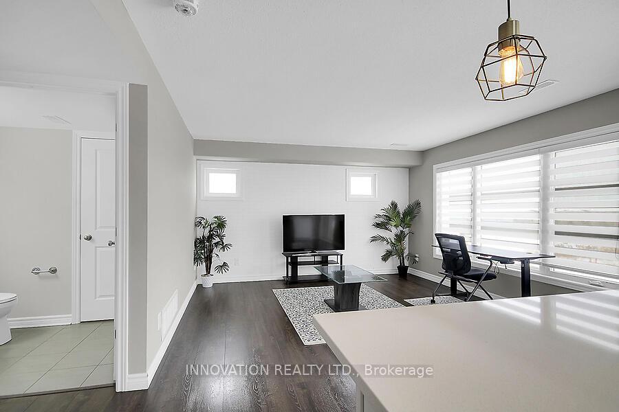 Photo 5 of Unit B, 882 Decoeur Drive, Ottawa, Avalon West — HOMEH