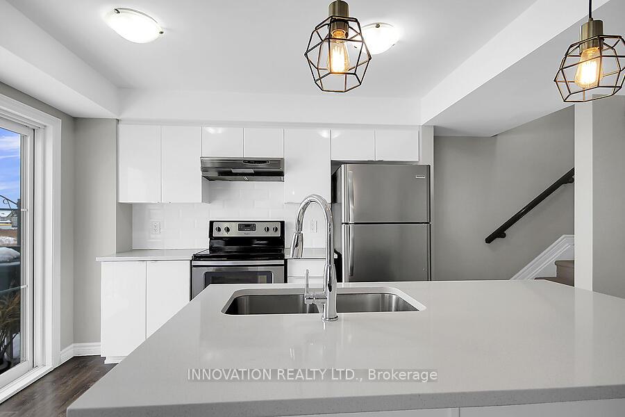 Photo 10 of Unit B, 882 Decoeur Drive, Ottawa, Avalon West — HOMEH
