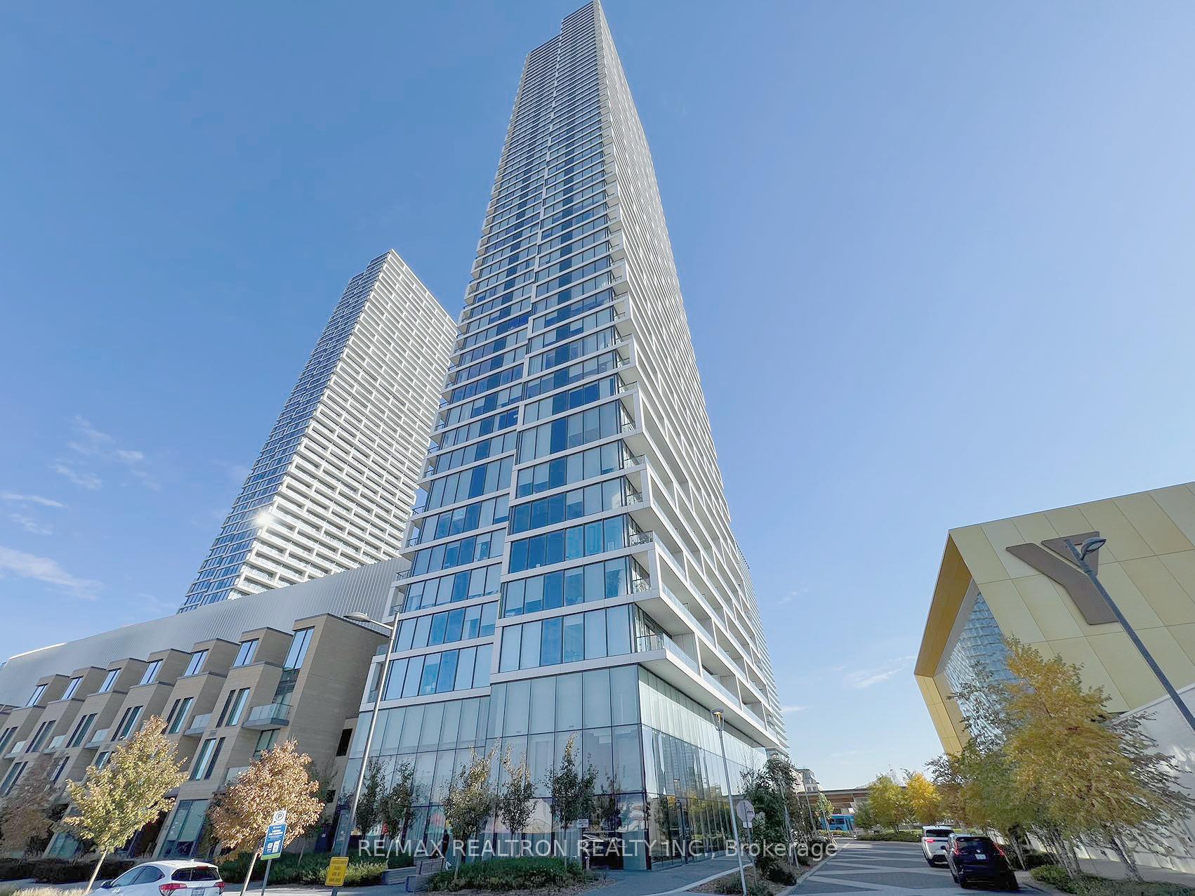 Front of Unit 4502, 5 Buttermill Avenue