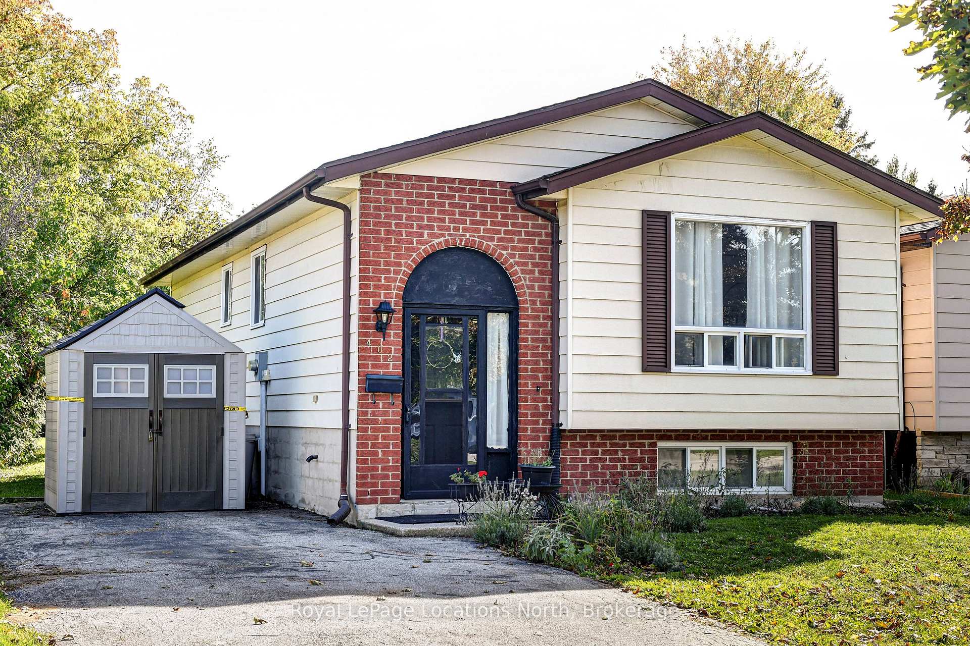 Photo 4 of 402 Seventh Street, Collingwood — HOMEH