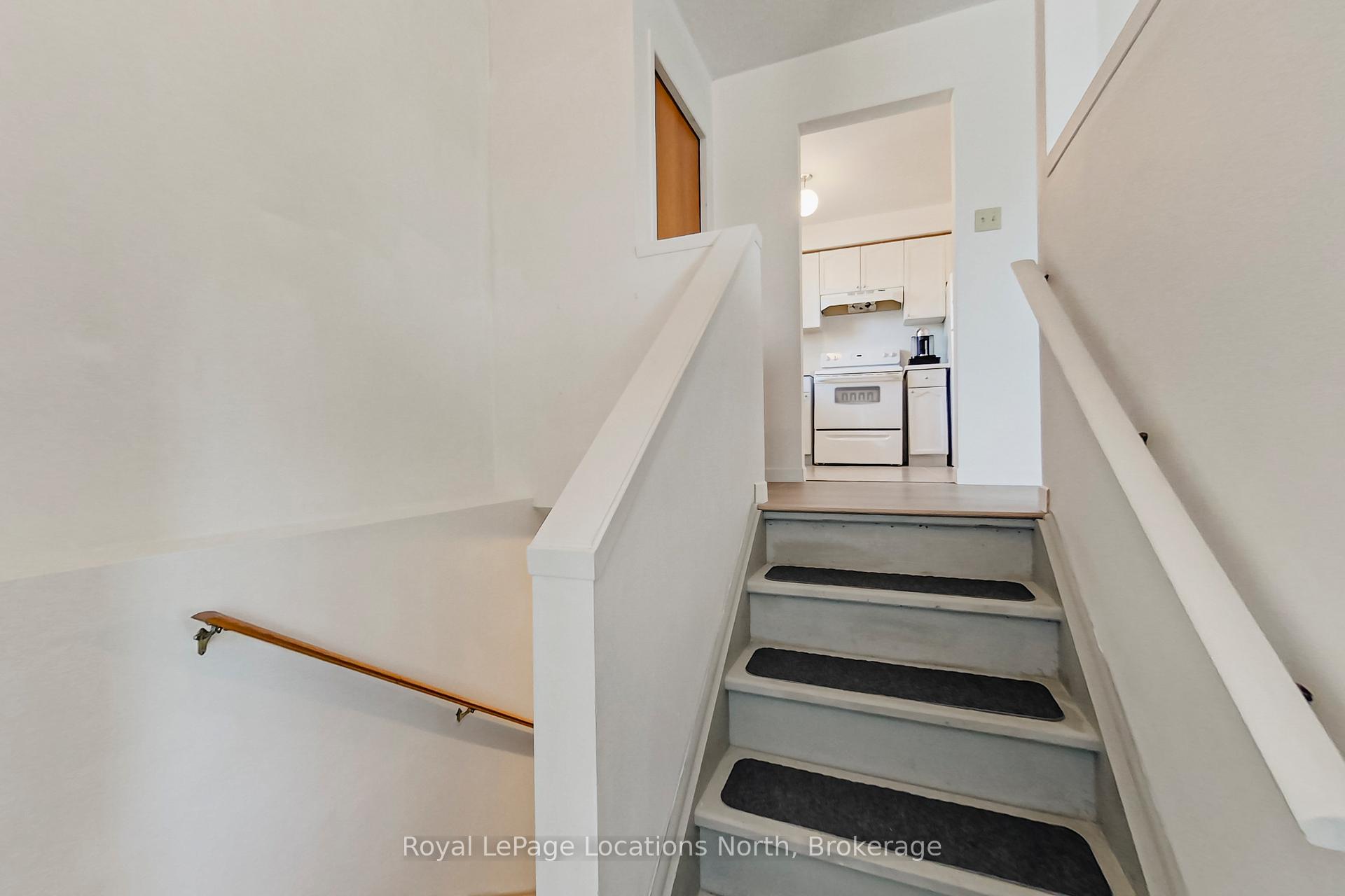 Photo 20 of 402 Seventh Street, Collingwood — HOMEH