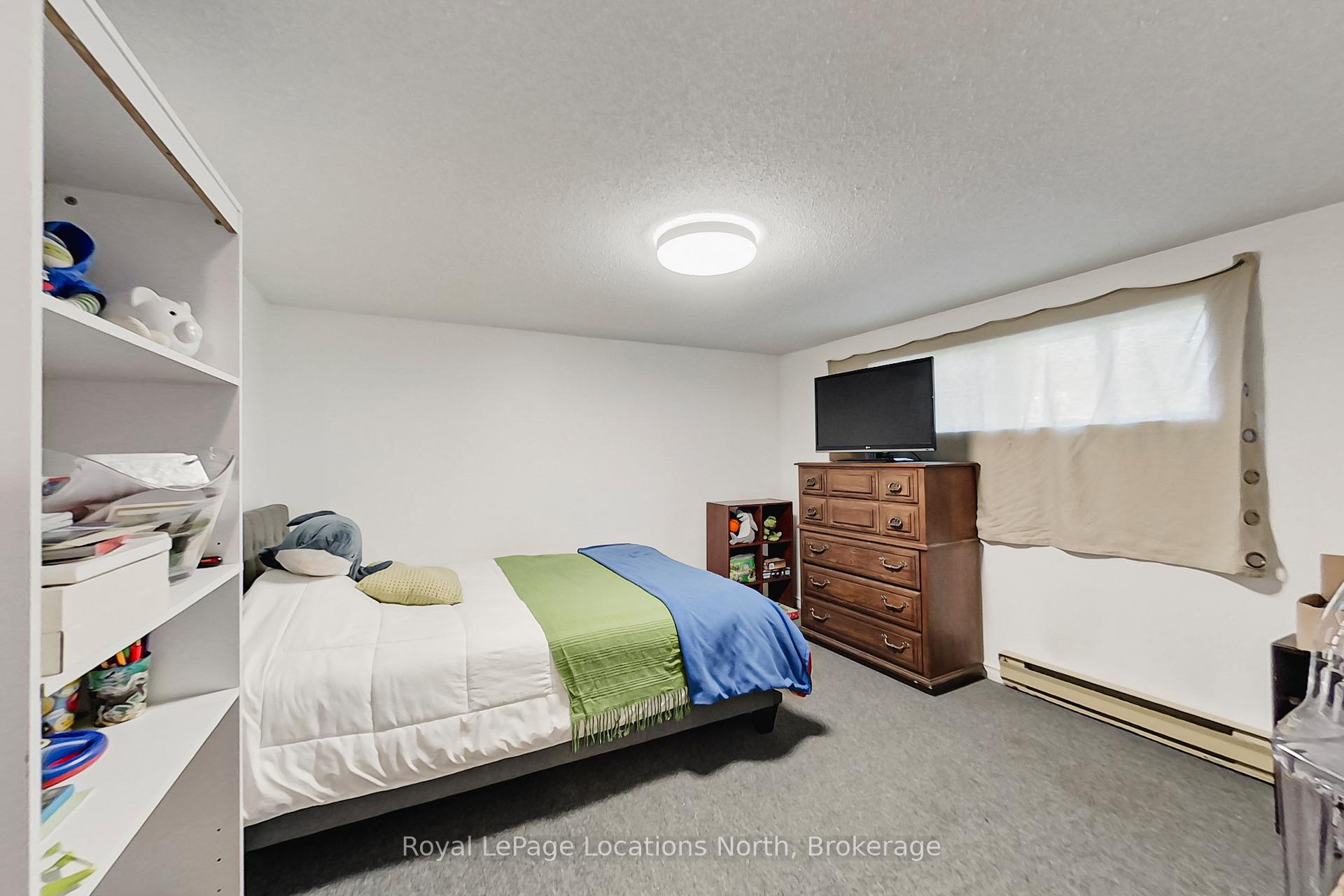Photo 18 of 402 Seventh Street, Collingwood — HOMEH