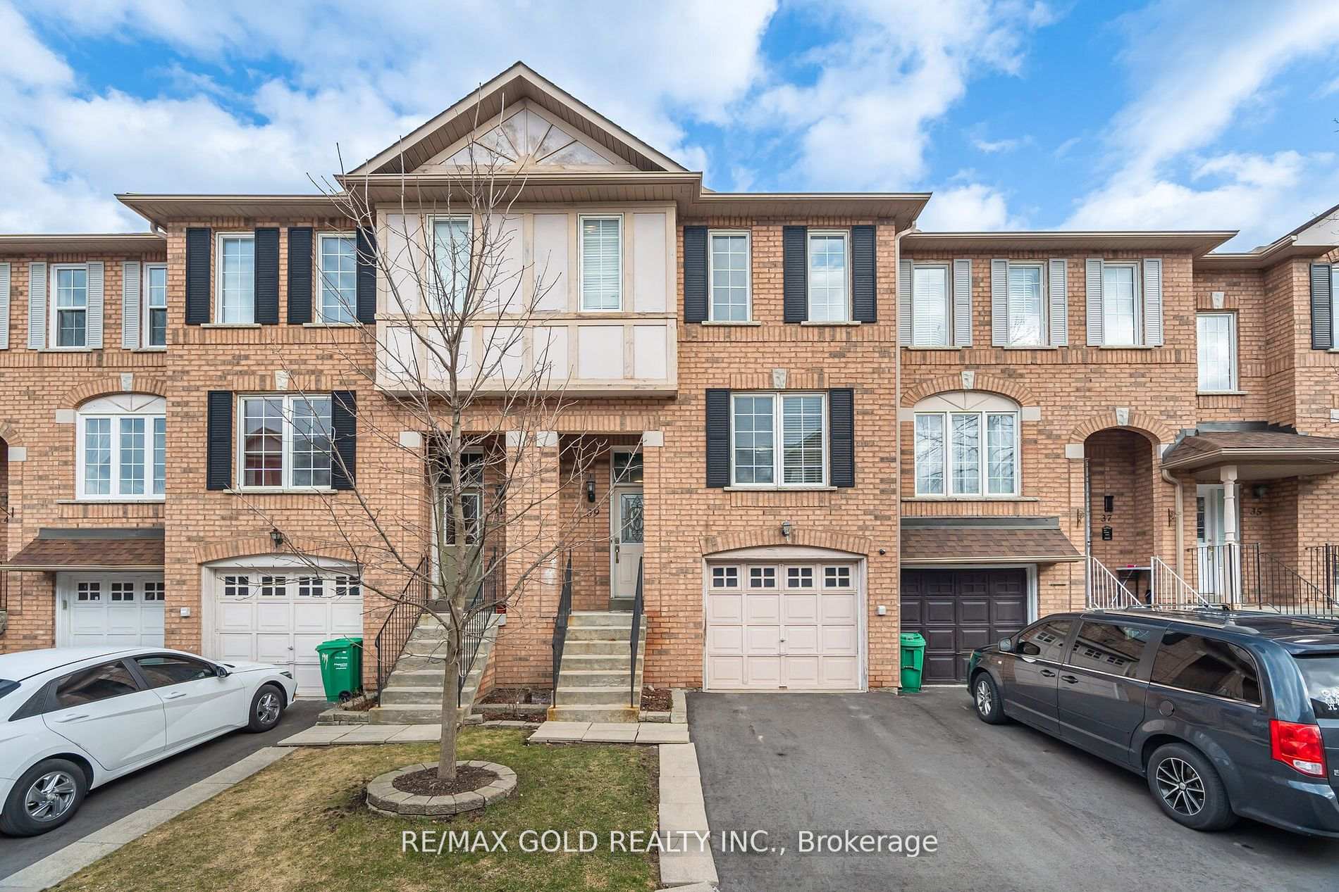 Front of Unit 39, 2 Claybrick Court