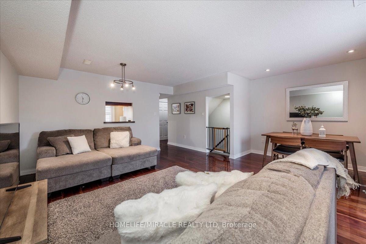 Photo 9 of Unit 51, 119 D'Ambrosio Drive, Barrie, Painswick North — HOMEH