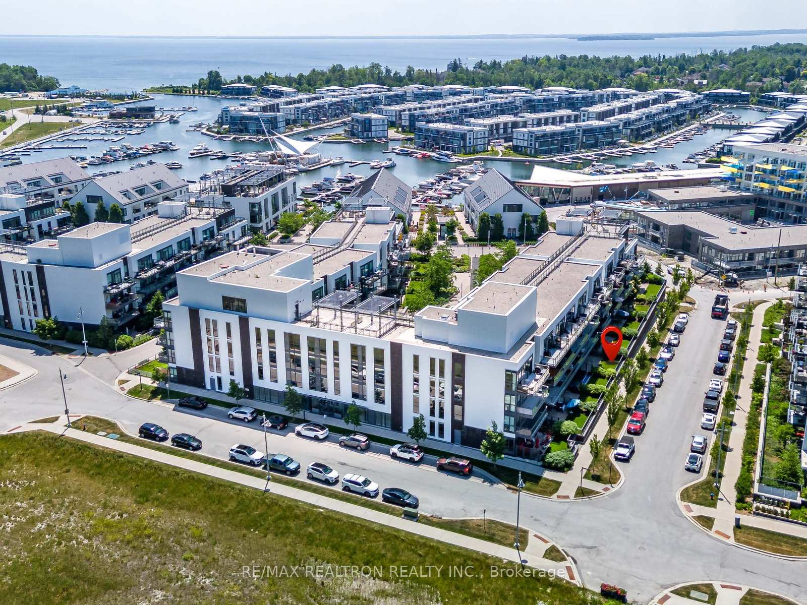 Photo 53 of Unit D113, 333 Sea Ray Avenue, Innisfil, Rural Innisfil — HOMEH