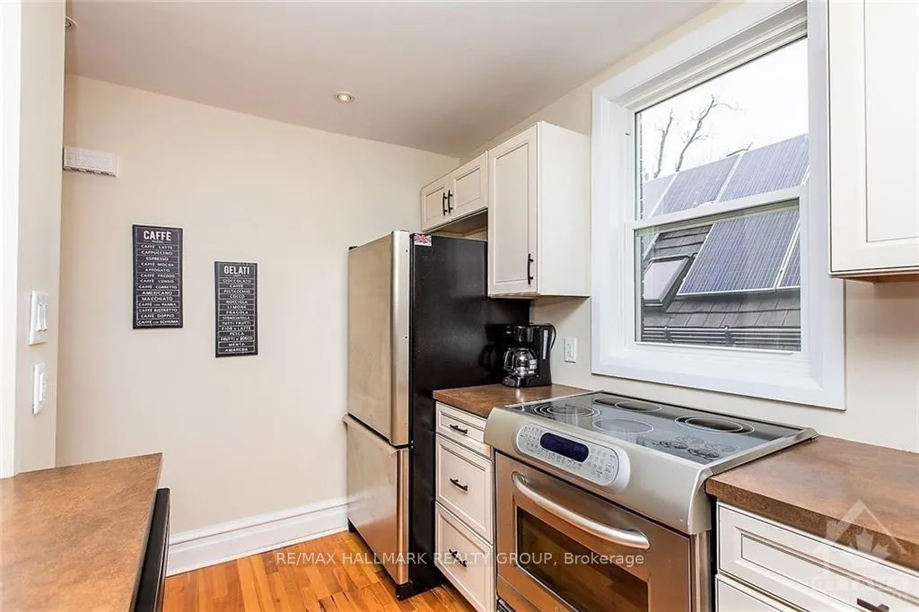 Photo 9 of 9 1/2 Ella Street, Ottawa, Glebe — HOMEH